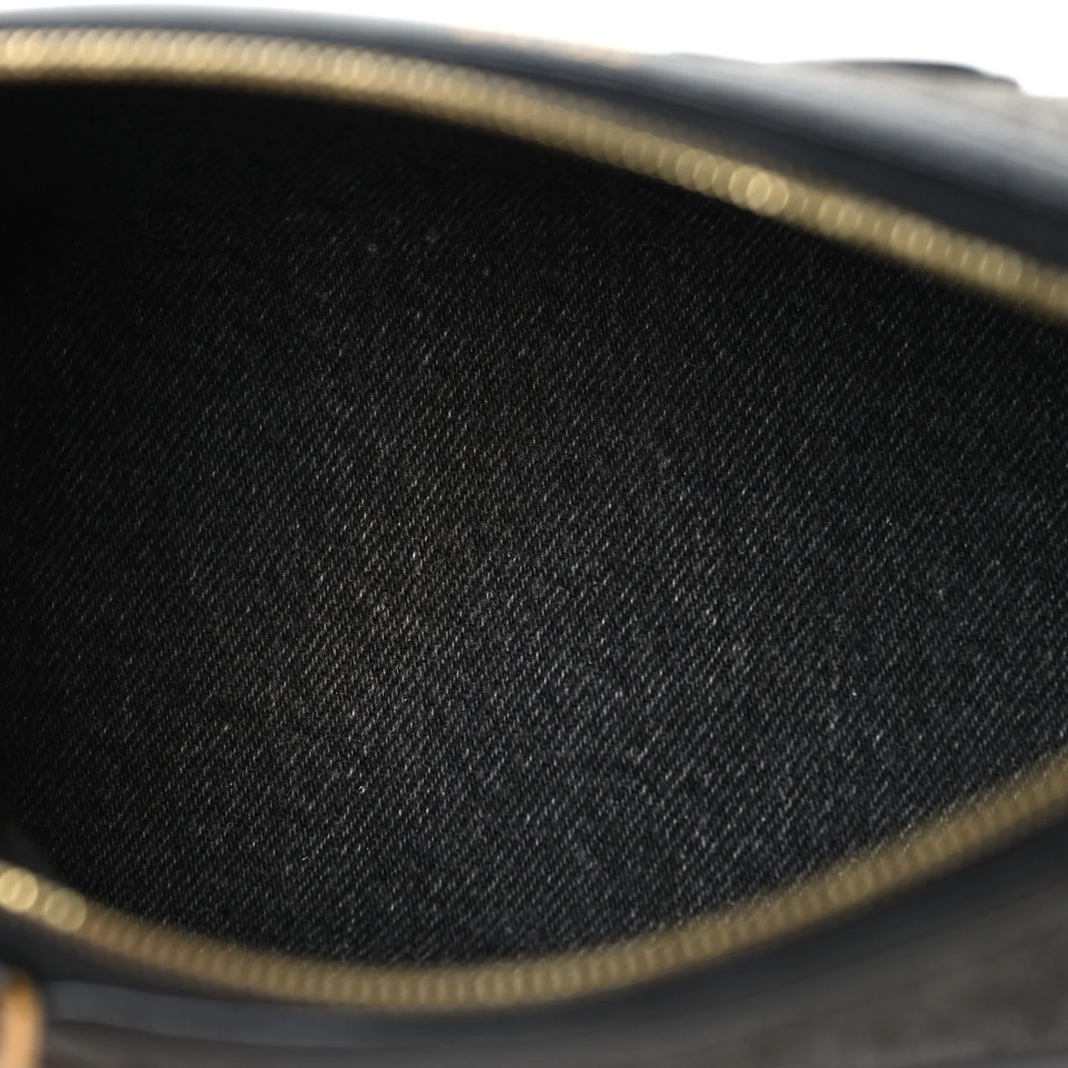 Denim Cuir Triomphe Clutch On Chain Dark Grey - Image 5
