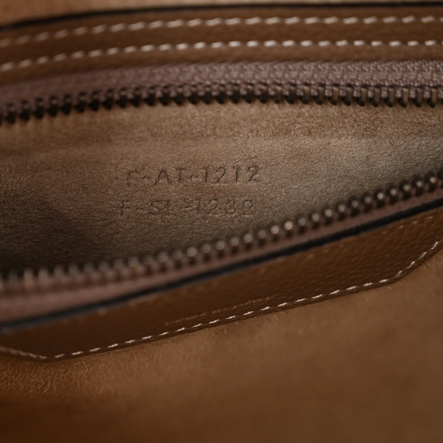 Drummed Calfskin Micro Luggage Souris - Image 7