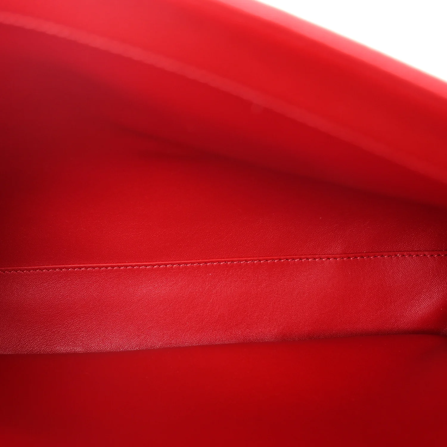 Grained Calfskin Classique 16 Top Handle Bag Red - Image 5