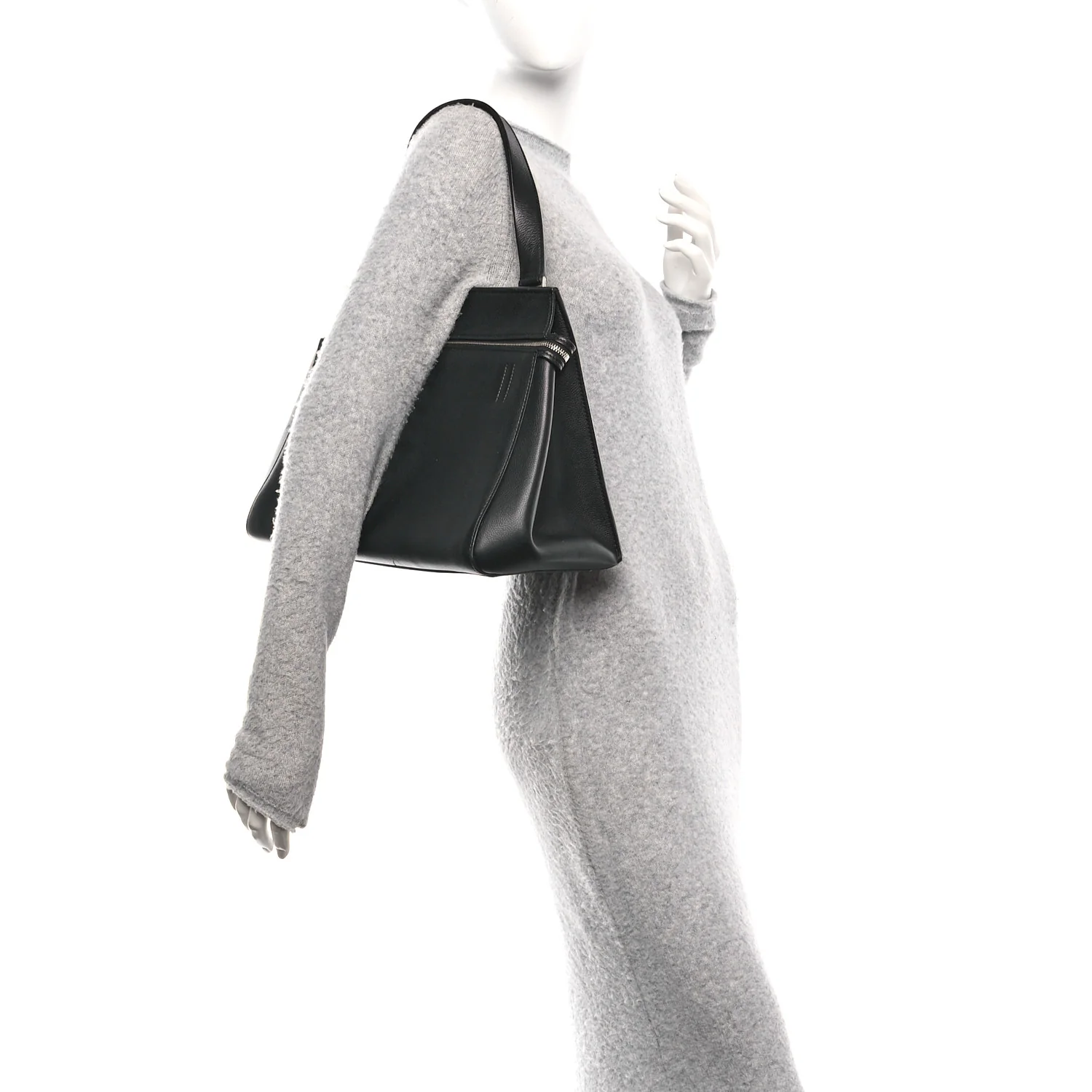 Grained Calfskin Edge Shoulder Bag Black - Image 2