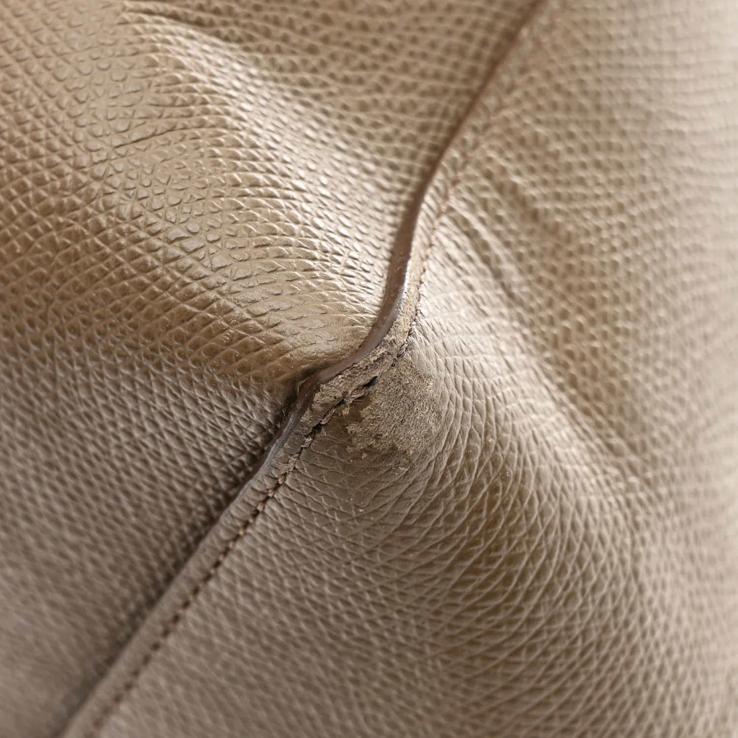 Grained Calfskin Medium Horizontal Cabas Phantom Taupe - Image 10