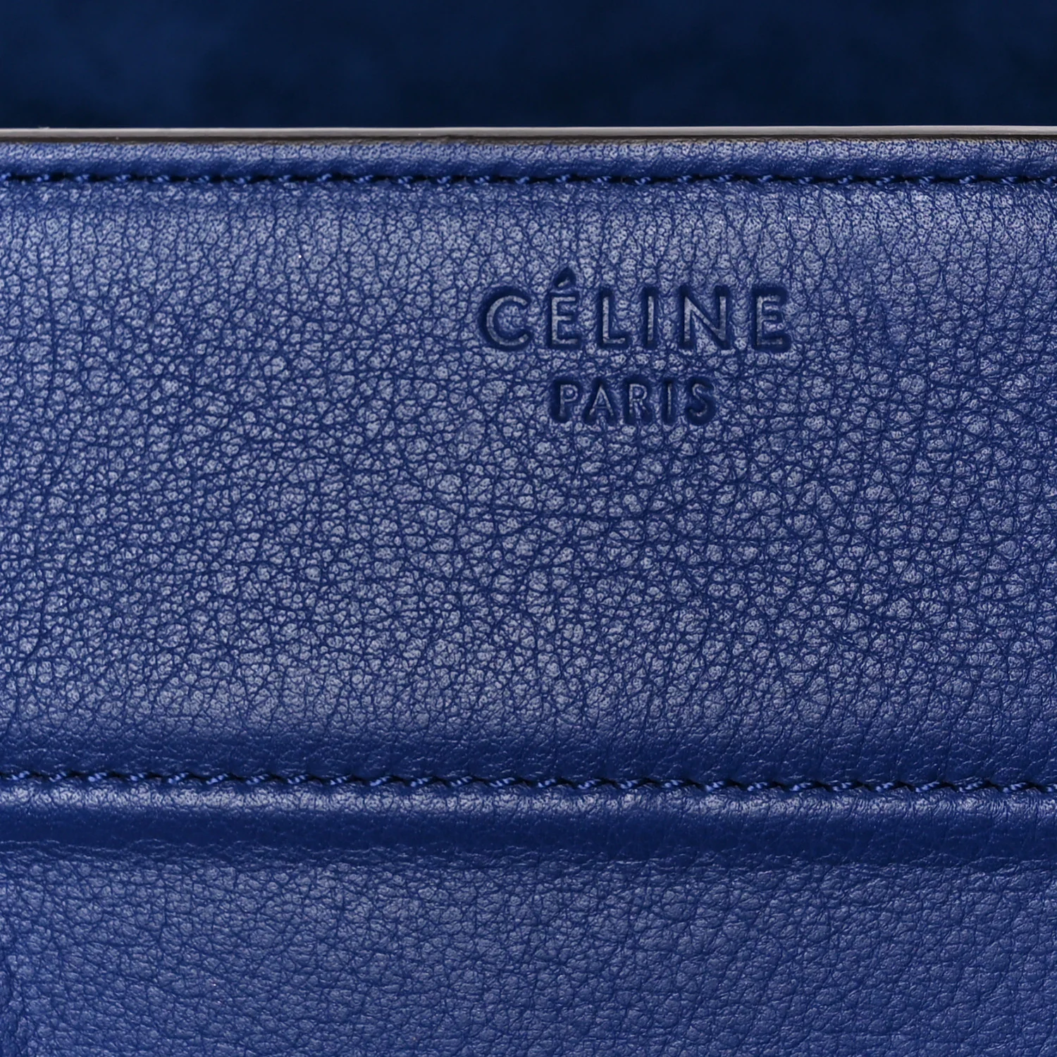 Grained Calfskin Medium Phantom Luggage Indigo - Image 7