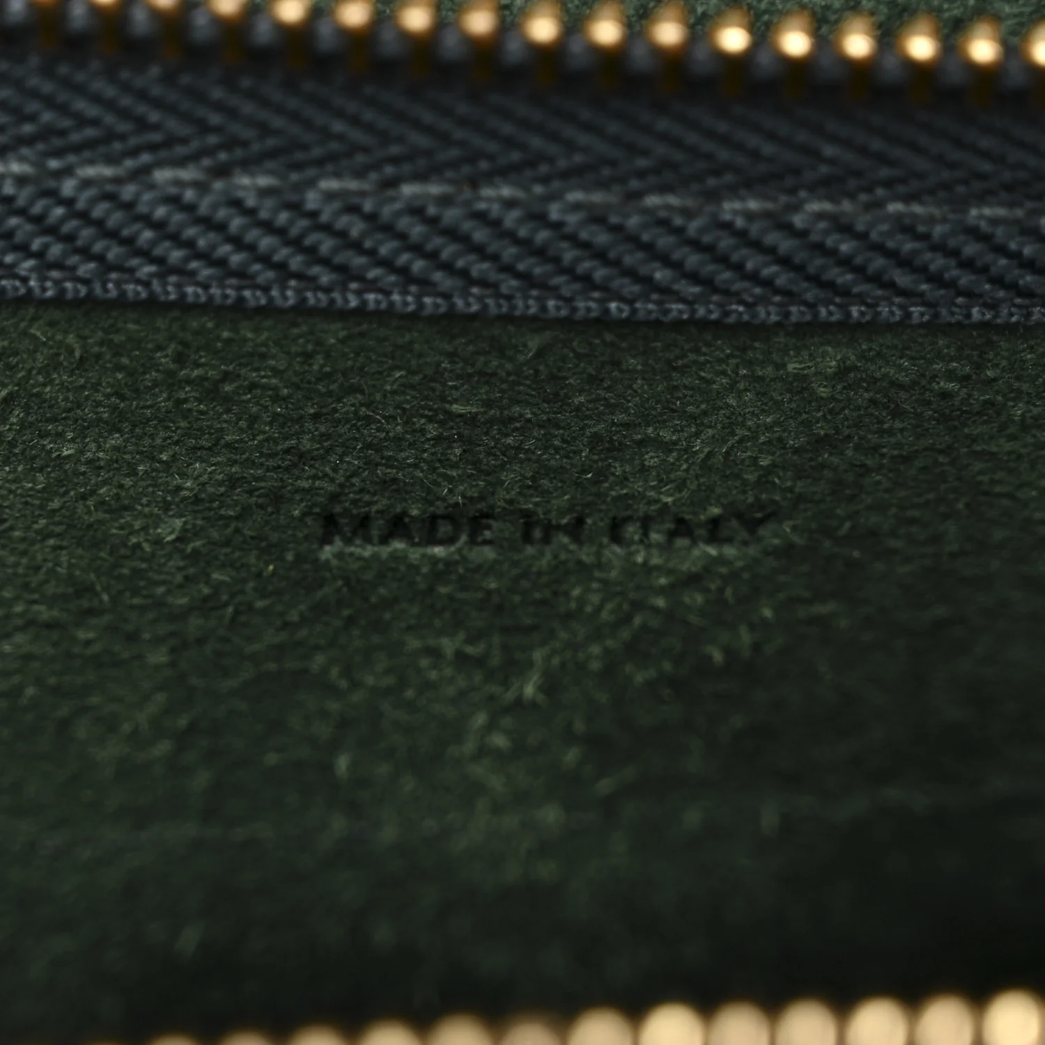 Grained Calfskin Nano Belt Bag Amazone - Image 7