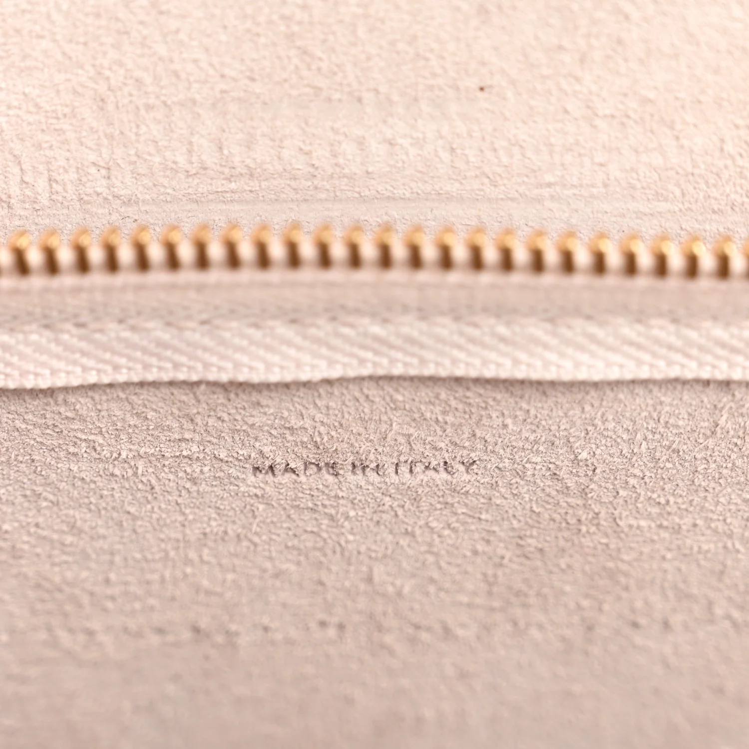 Grained Calfskin Nano Belt Bag Peony - Image 7