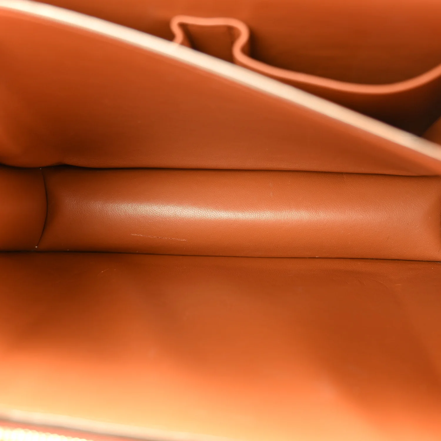 Natural Calfskin Medium Classic Box Flap Bag Tan - Image 5