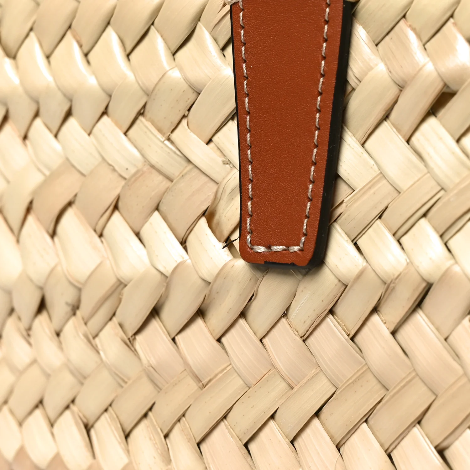 Raffia Calfskin Triomphe Medium Panier Tan - Image 10
