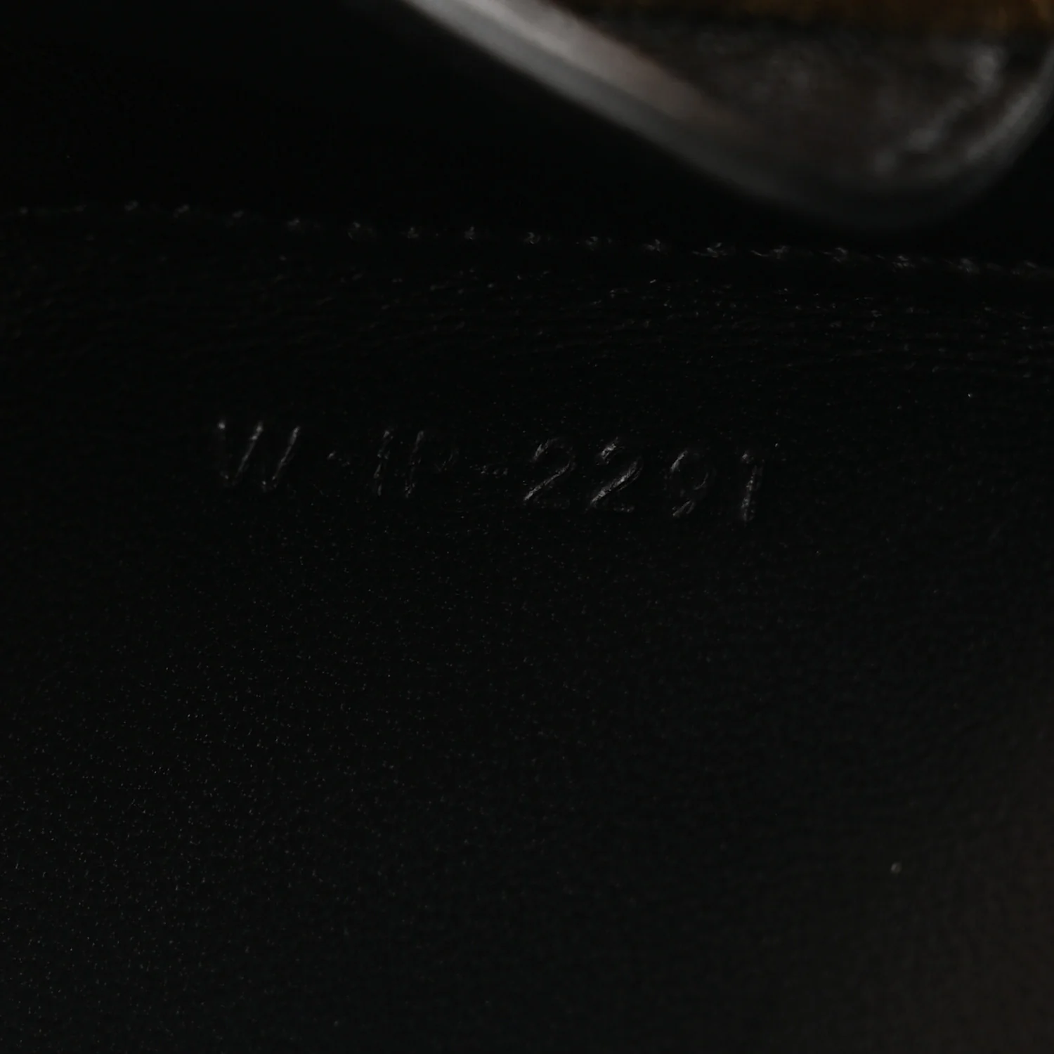Shiny Calfskin Lana Triomphe Minaudiere Black - Image 11