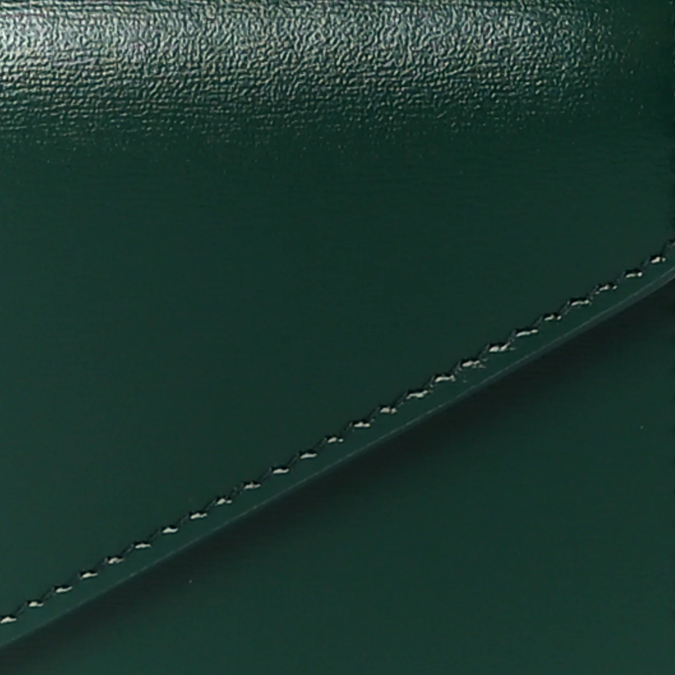 Shiny Calfskin Triomphe Margo Wallet on Chain Racing Green - Image 8