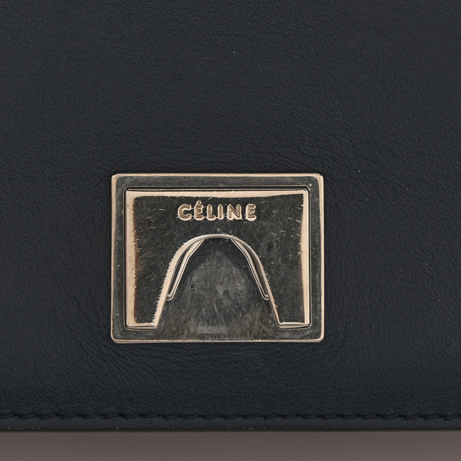 Shiny Smooth Calfskin Medium Frame Shoulder Bag Blue Purple - Image 13