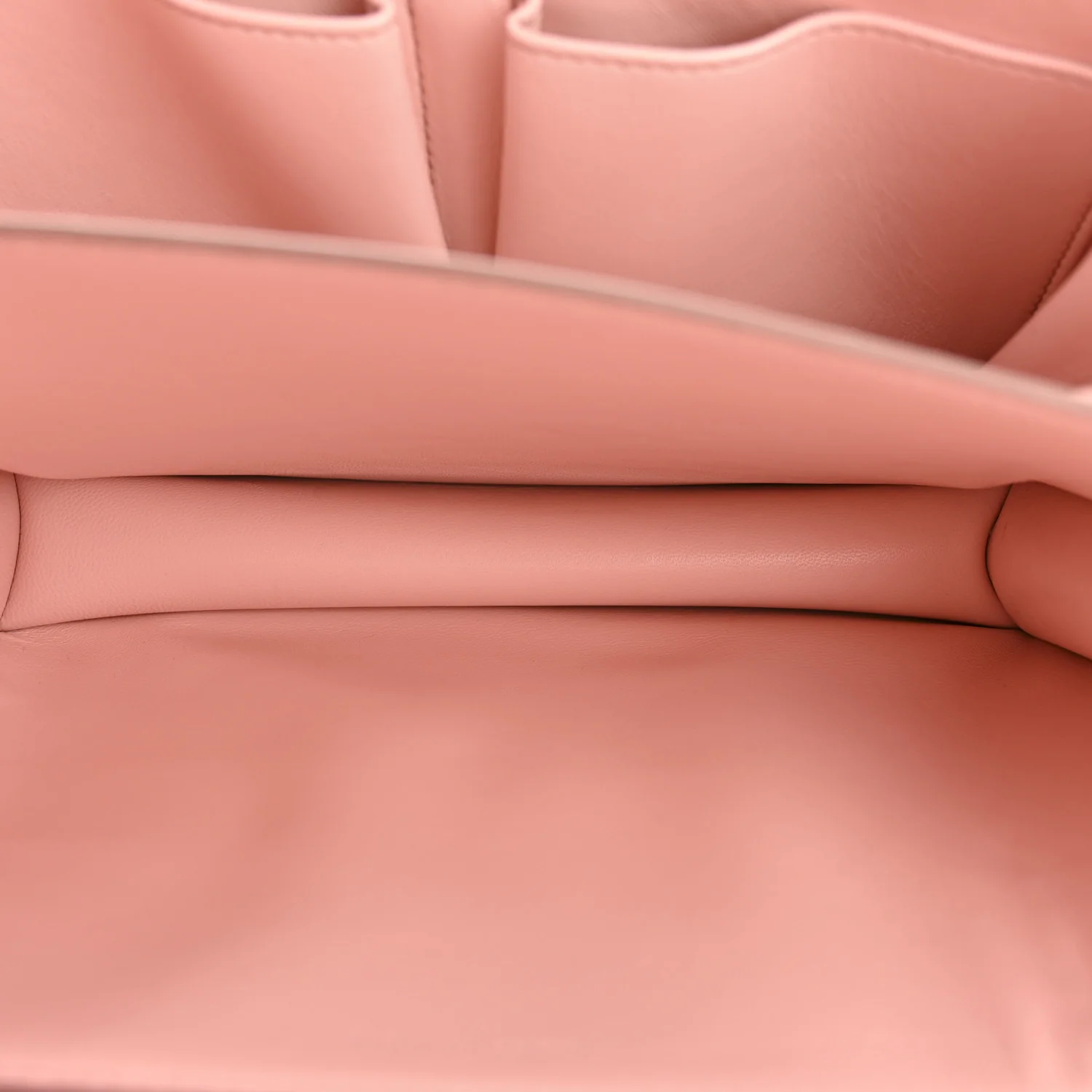 Smooth Calfskin Medium Classic Box Flap Bag Pink - Image 5