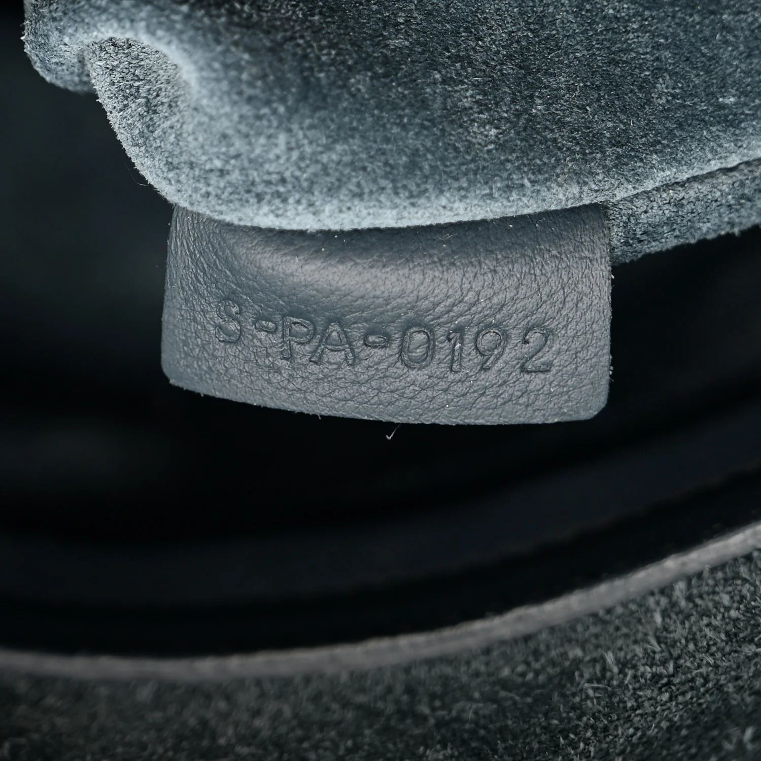 Smooth Calfskin Medium Phantom Luggage Slate - Image 8