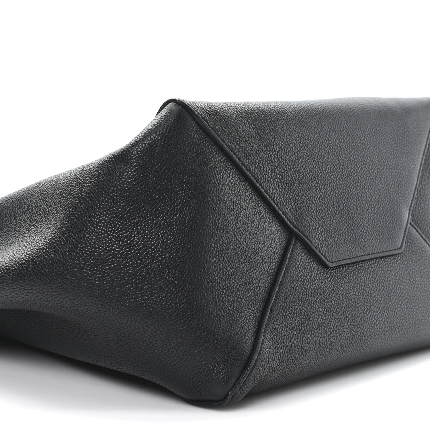 Soft Grained Calfskin Small Belt Cabas Phantom Black - Image 8