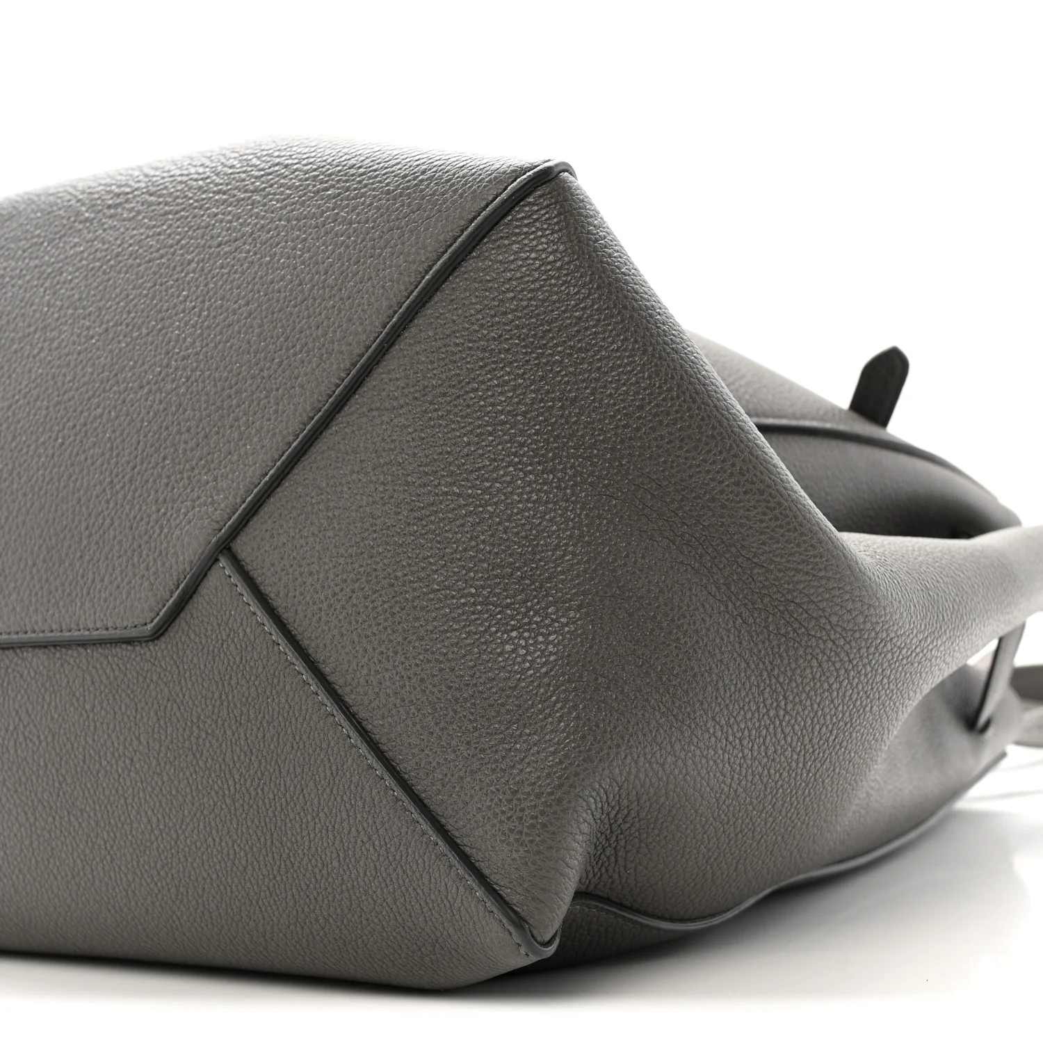 Soft Grained Calfskin Small Belt Cabas Phantom Grey - Image 10