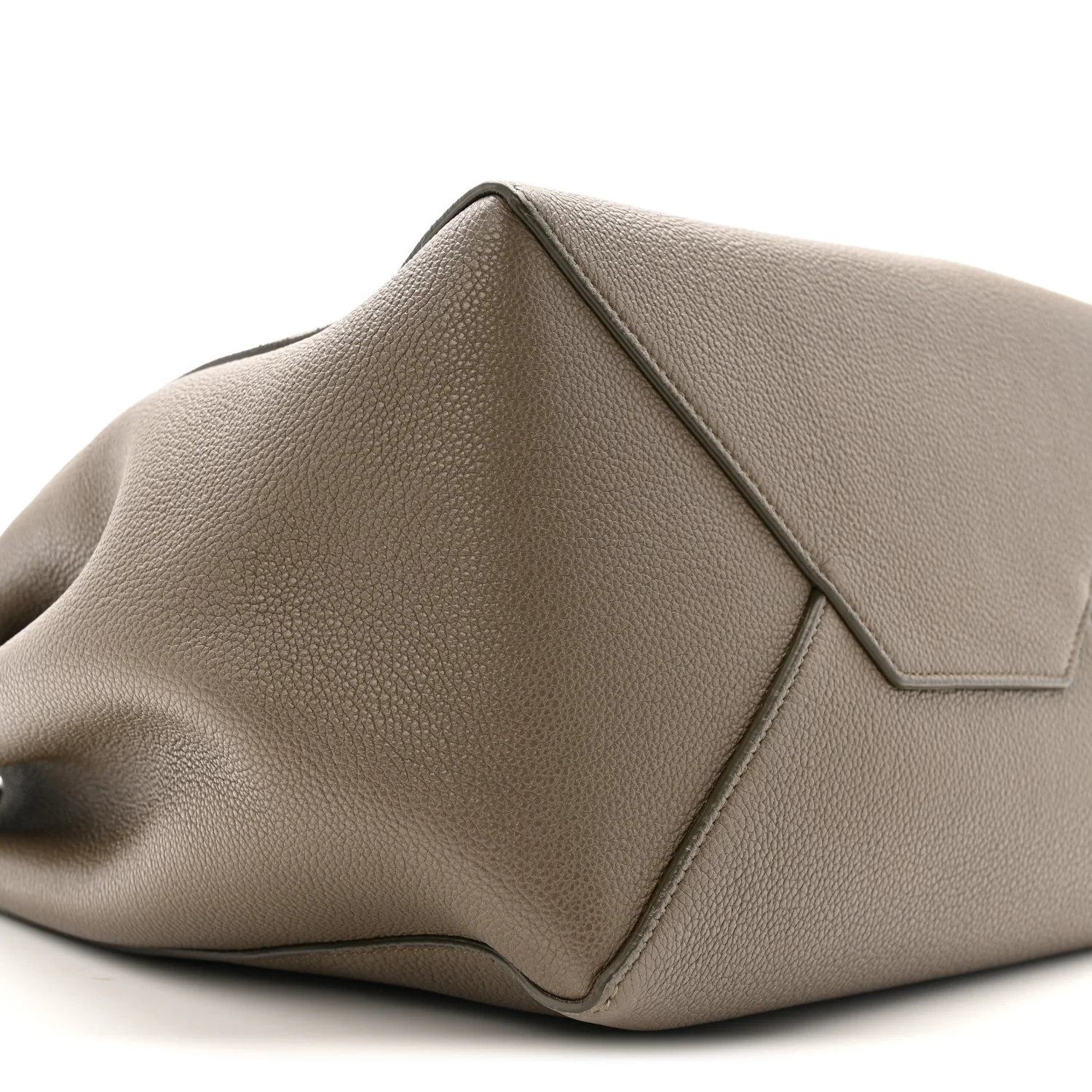 Soft Grained Calfskin Small Belt Cabas Phantom Taupe - Image 9