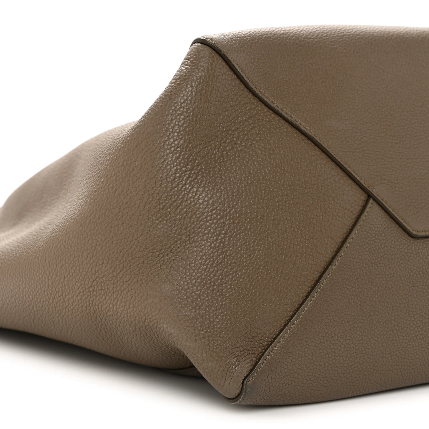 Soft Grained Calfskin Small Belt Cabas Taupe - Image 9