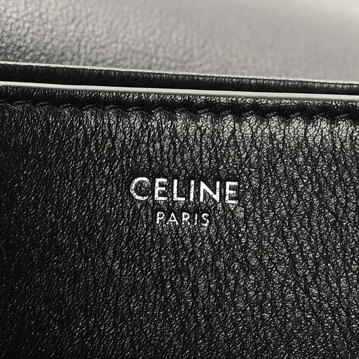 Supple Calfskin Triomphe Medium Besace Black - Image 6