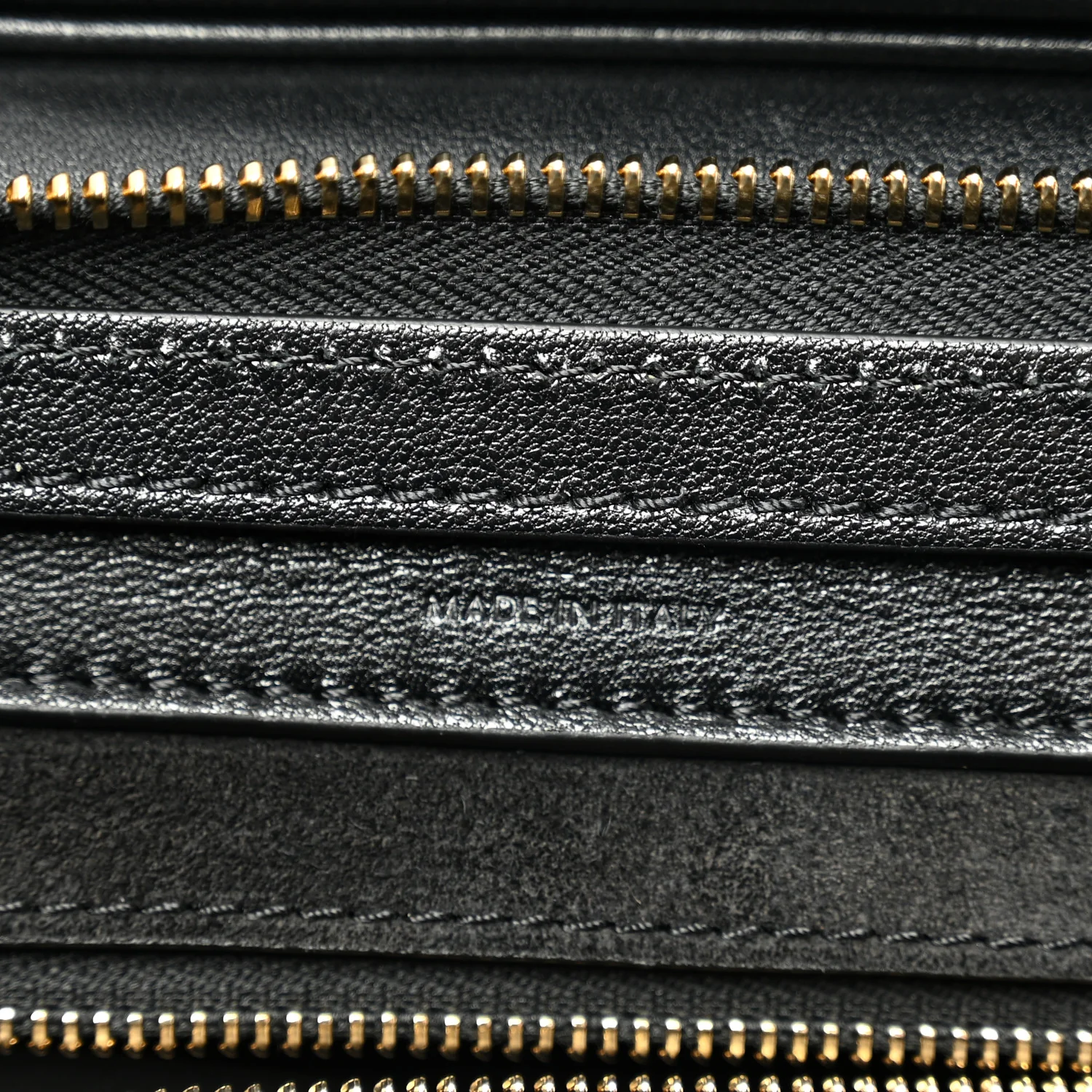 Supple Shiny Lambskin Small New Luggage Black - Image 7