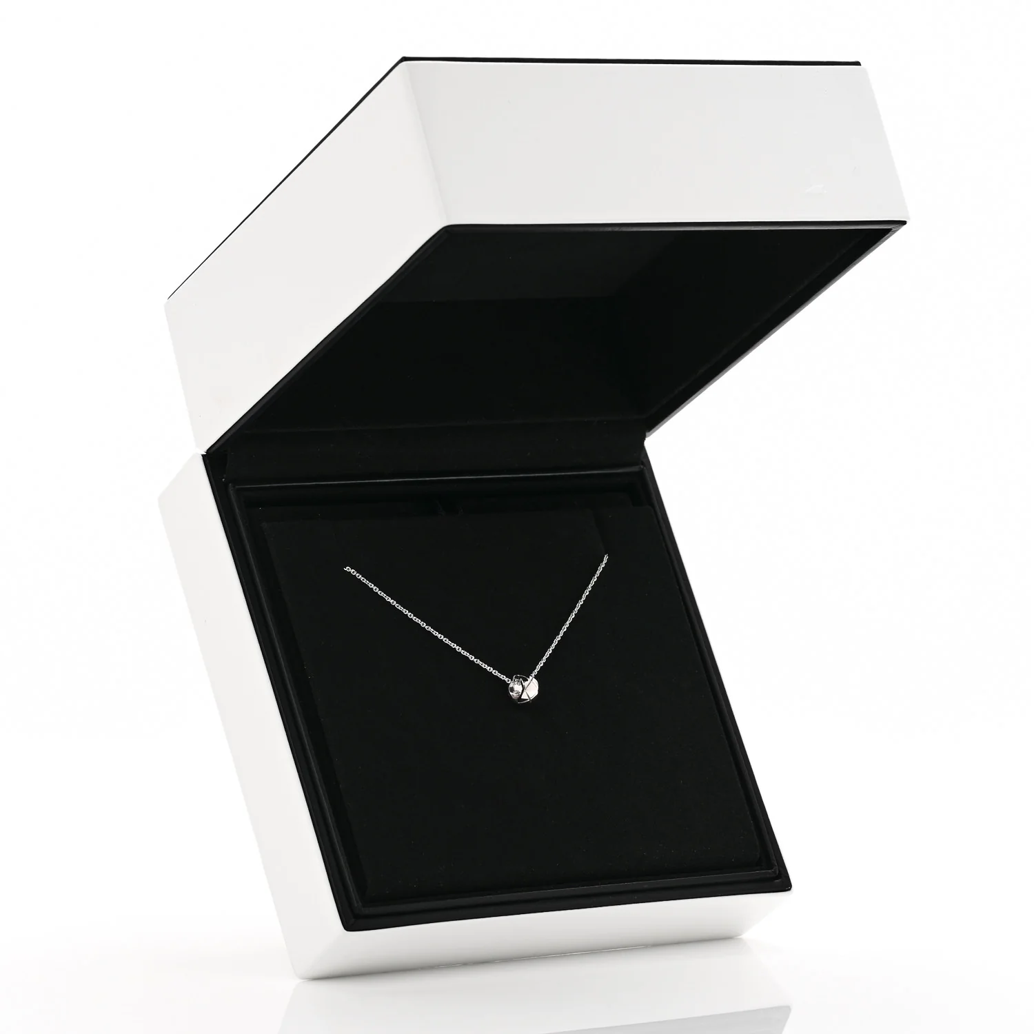 18K White Gold Coco Crush Pendant Necklace - Image 6