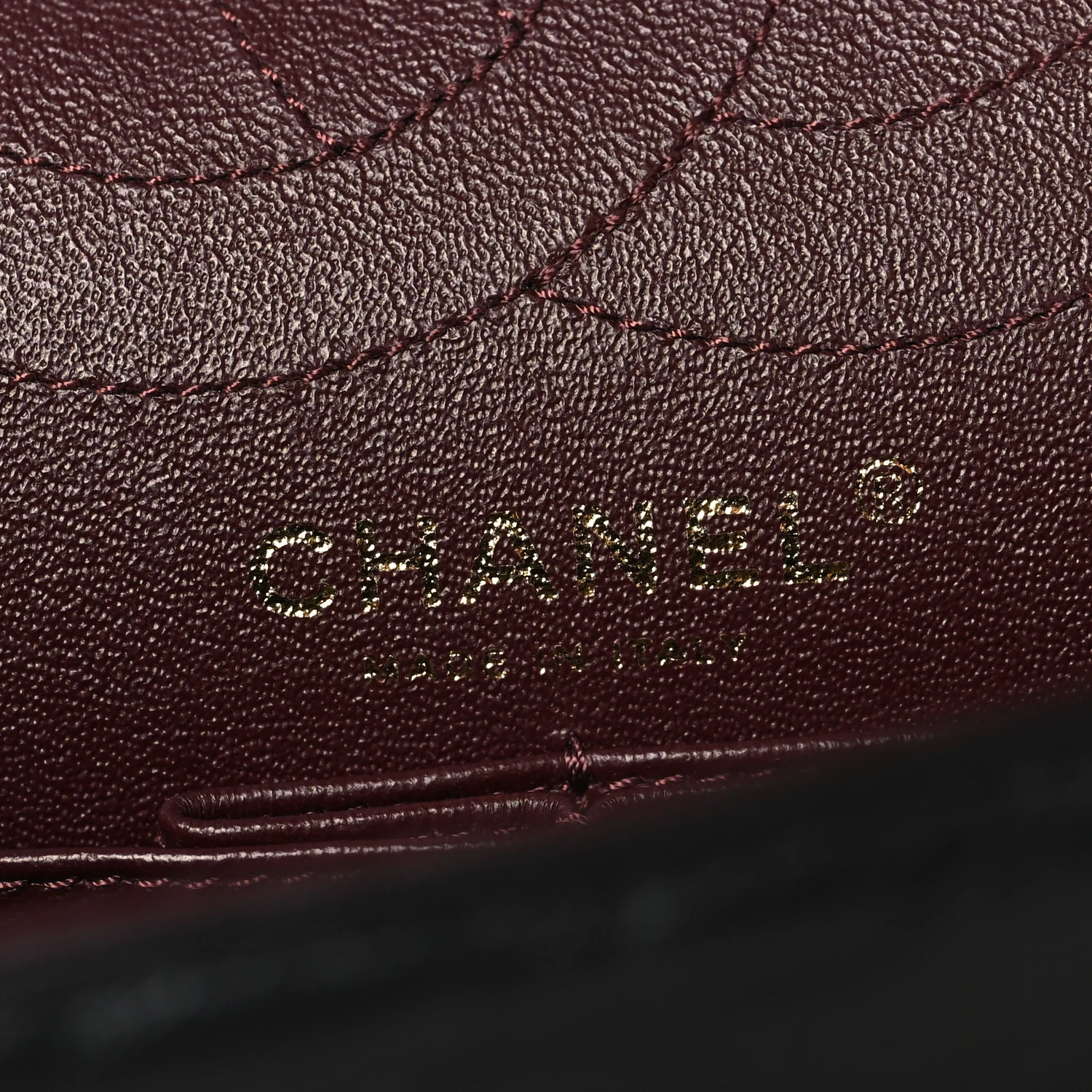 Aged Calfskin Chevron Quilted 2.55 Reissue 226 Flap Black - Image 6