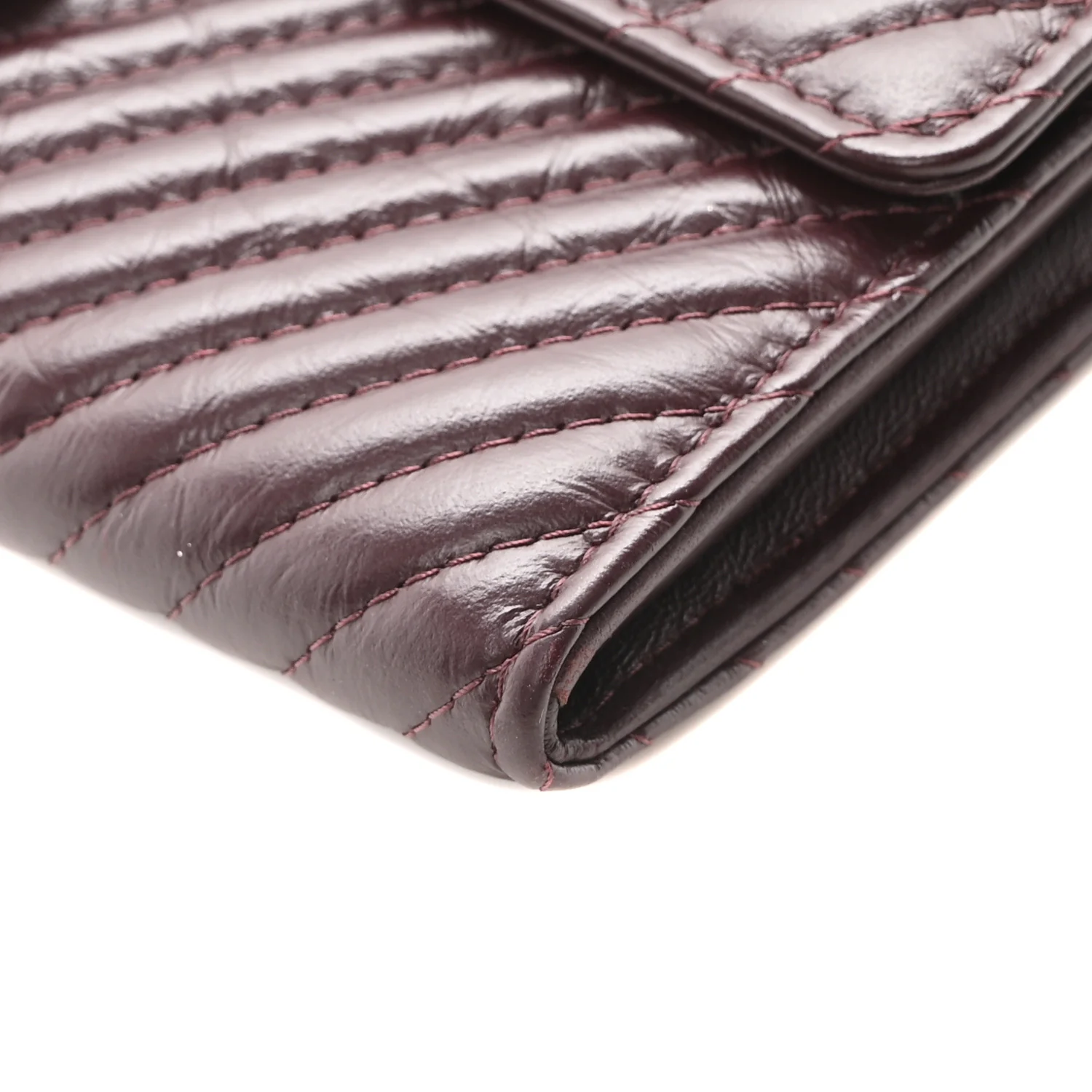 Aged Calfskin Chevron Quilted 2.55 Reissue Flap Wallet Burgundy - Image 10