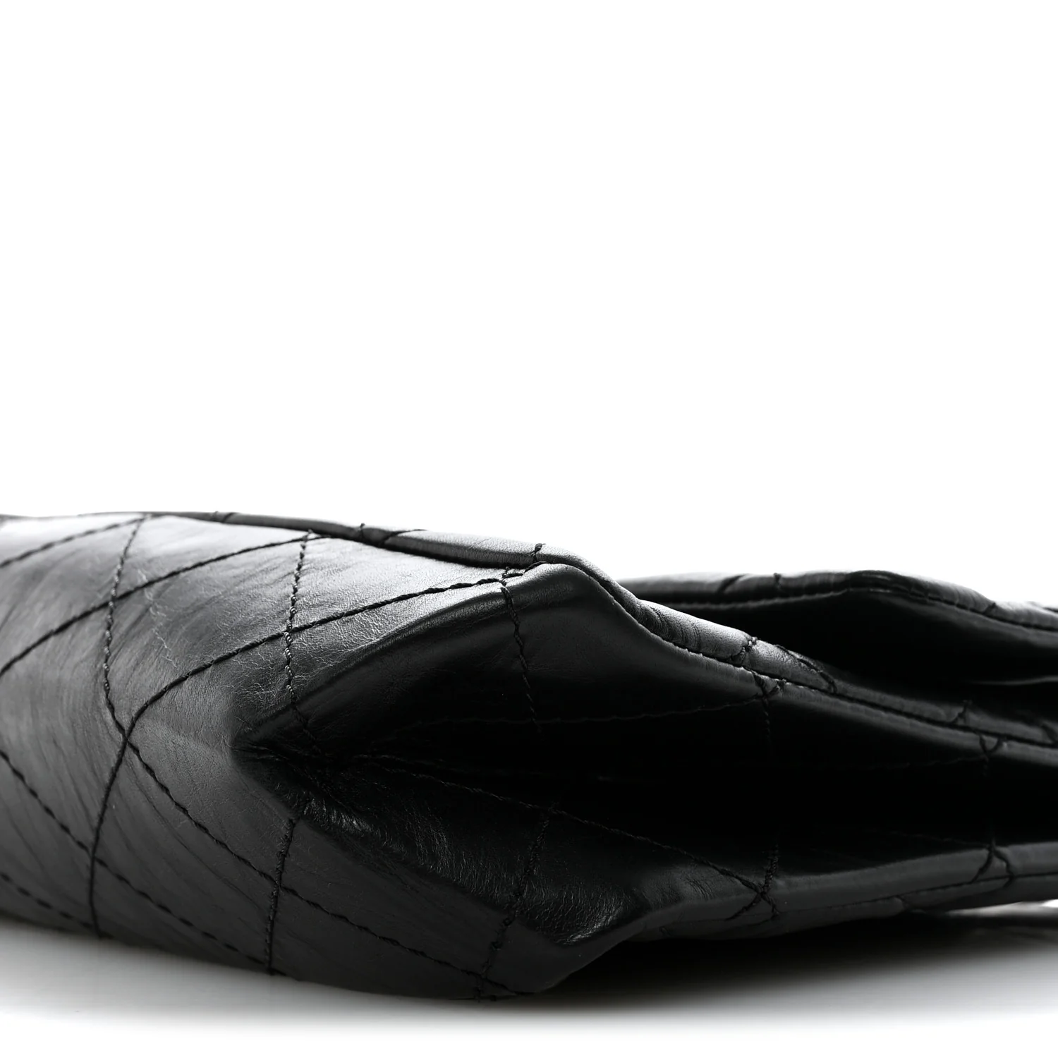 Aged Calfskin Quilted 2.55 Reissue 227 Flap Black - Image 10