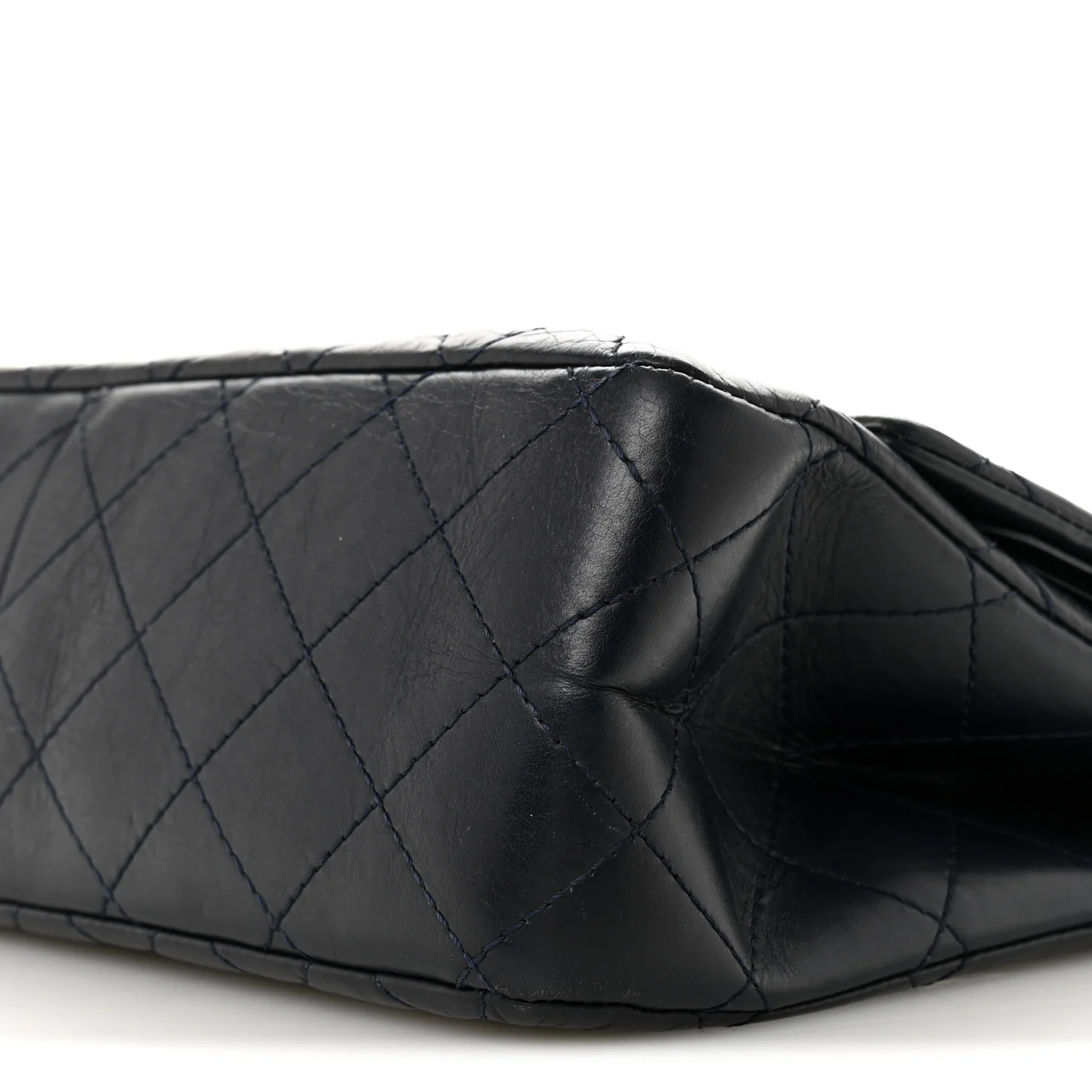 Aged Calfskin Quilted 2.55 Reissue 227 Flap Dark Blue - Image 10