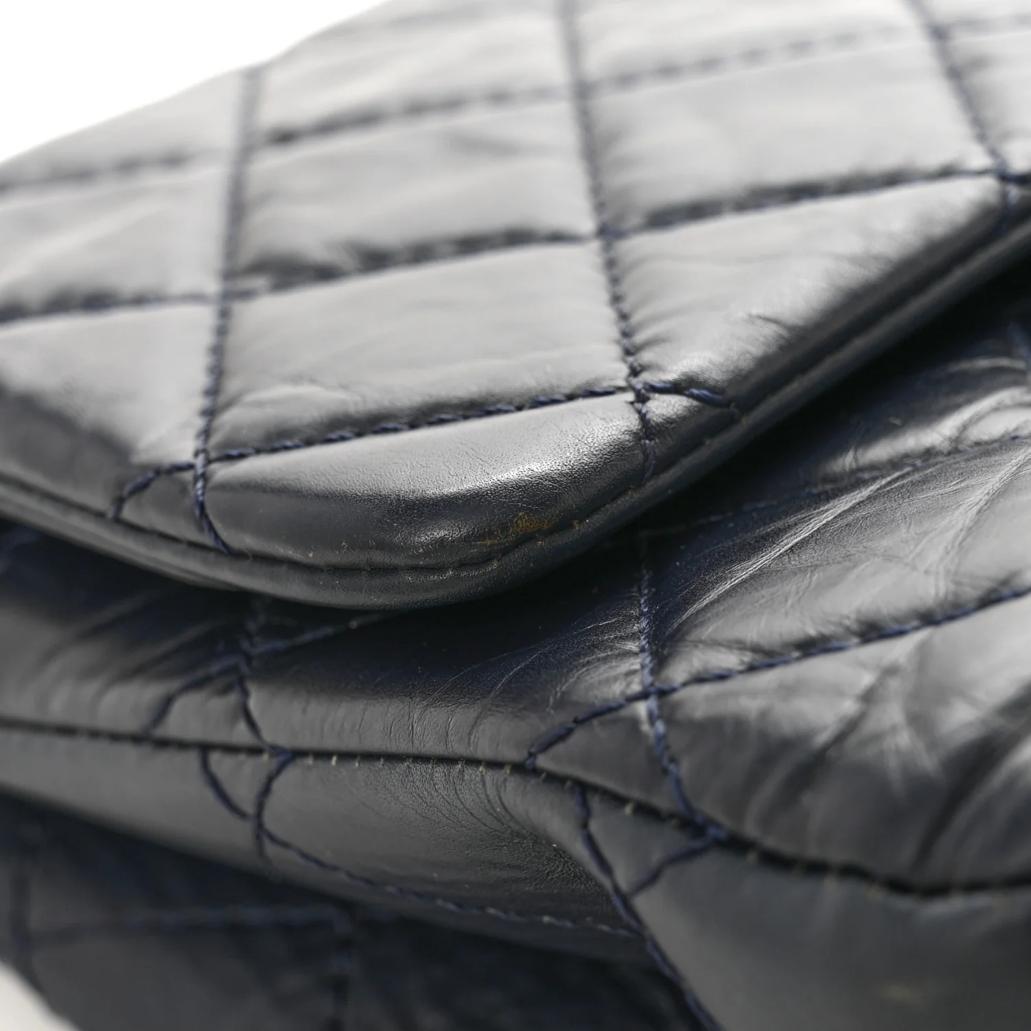 Aged Calfskin Quilted 2.55 Reissue 227 Flap Dark Blue - Image 13