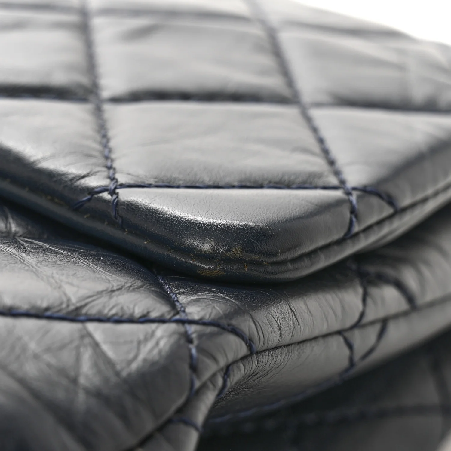 Aged Calfskin Quilted 2.55 Reissue 227 Flap Dark Blue - Image 14
