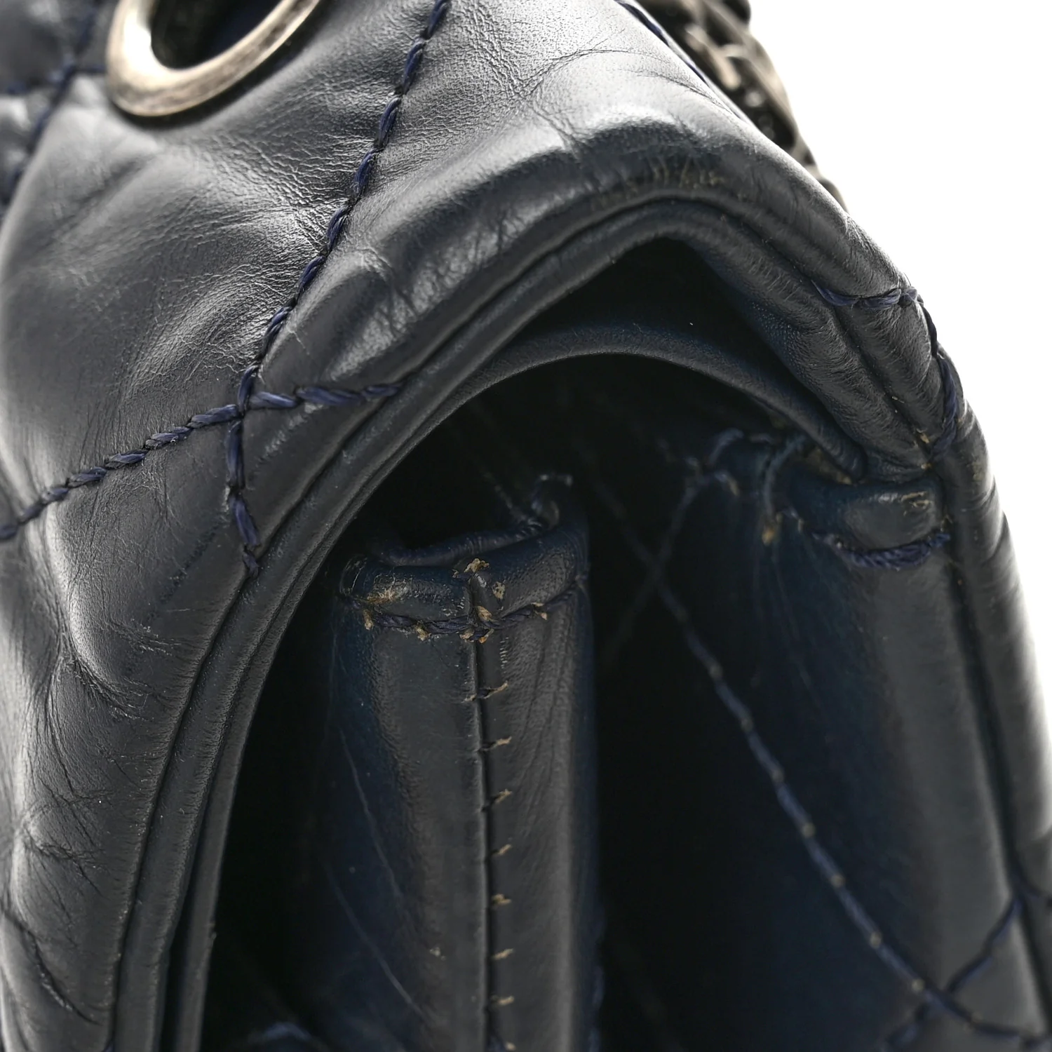 Aged Calfskin Quilted 2.55 Reissue 227 Flap Dark Blue - Image 15