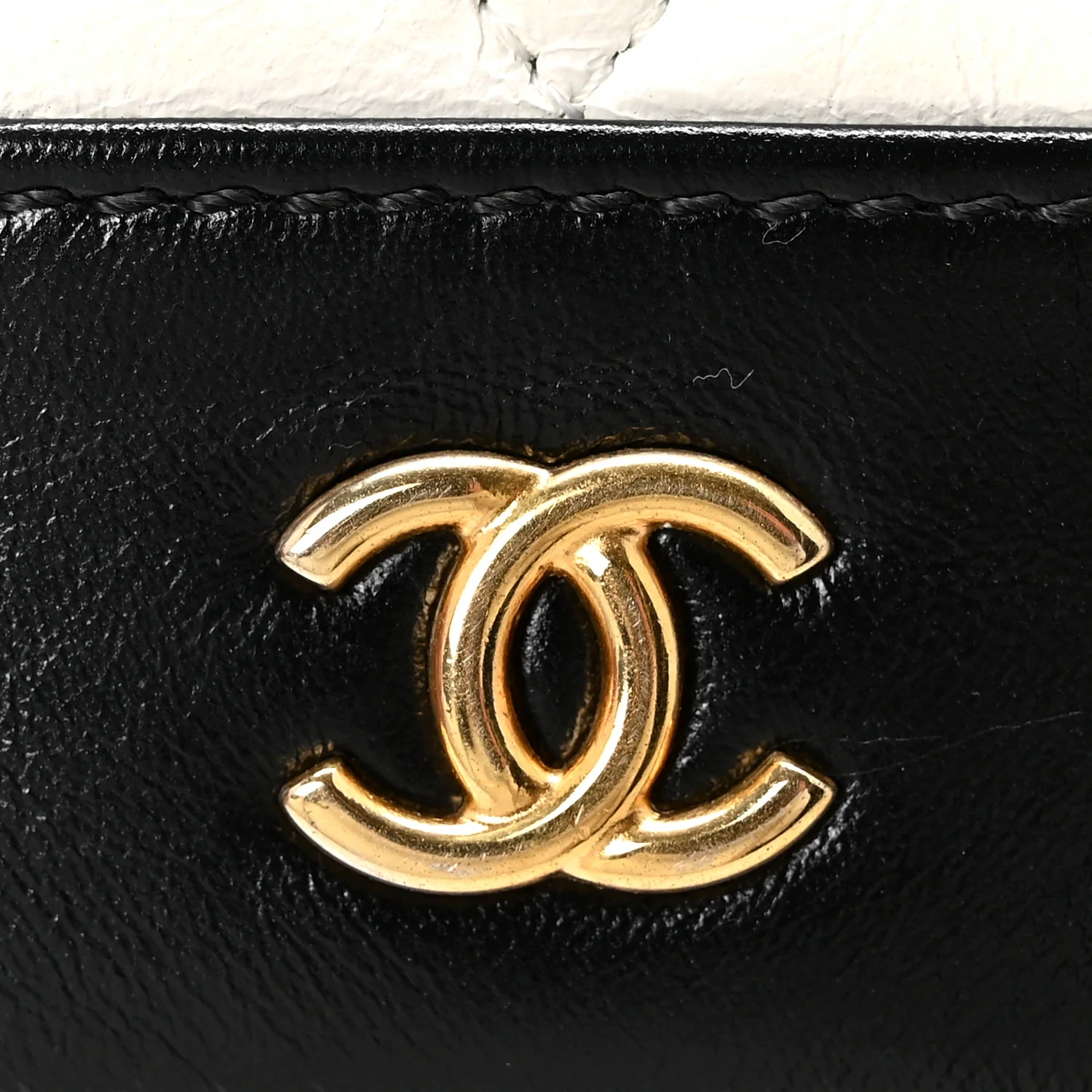 Aged Calfskin Quilted Gabrielle Wallet On Chain WOC White Black - Image 12