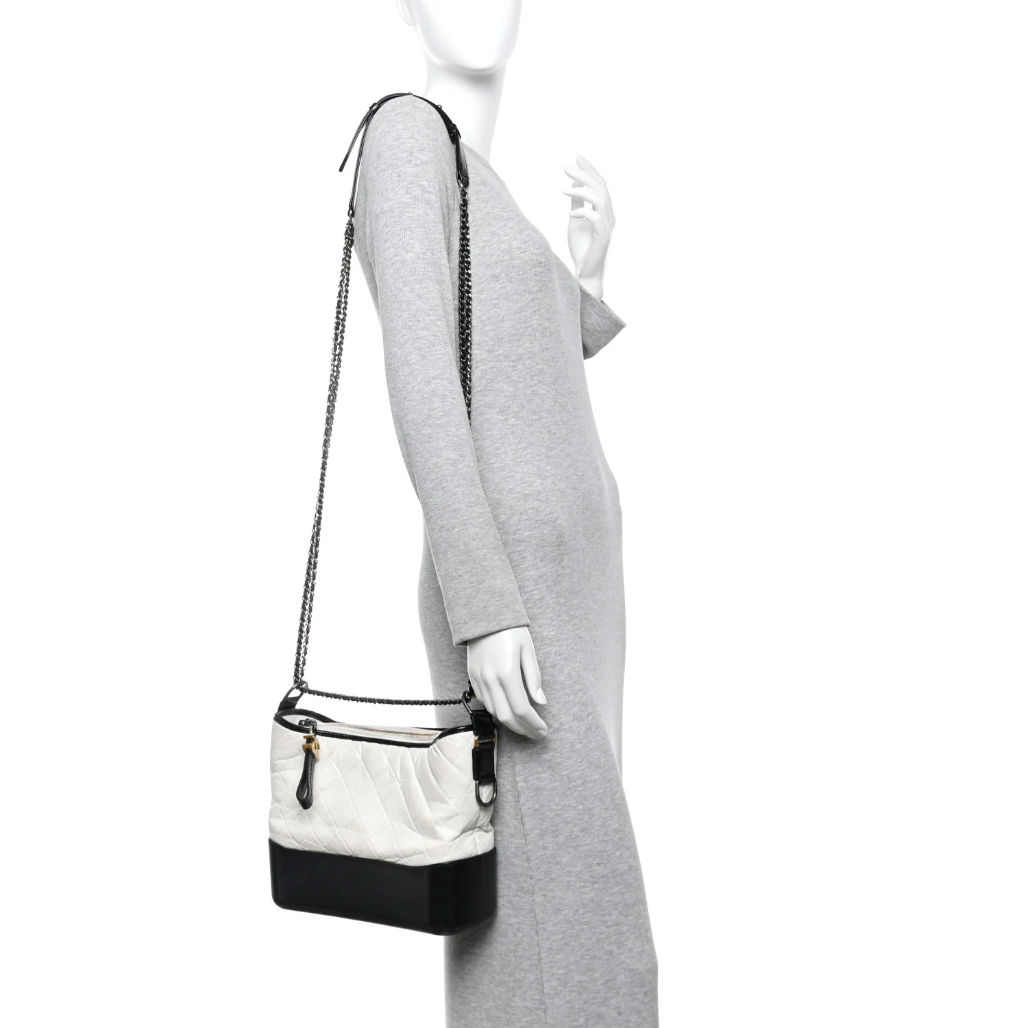 Aged Calfskin Quilted New Medium Gabrielle Hobo White - Image 2