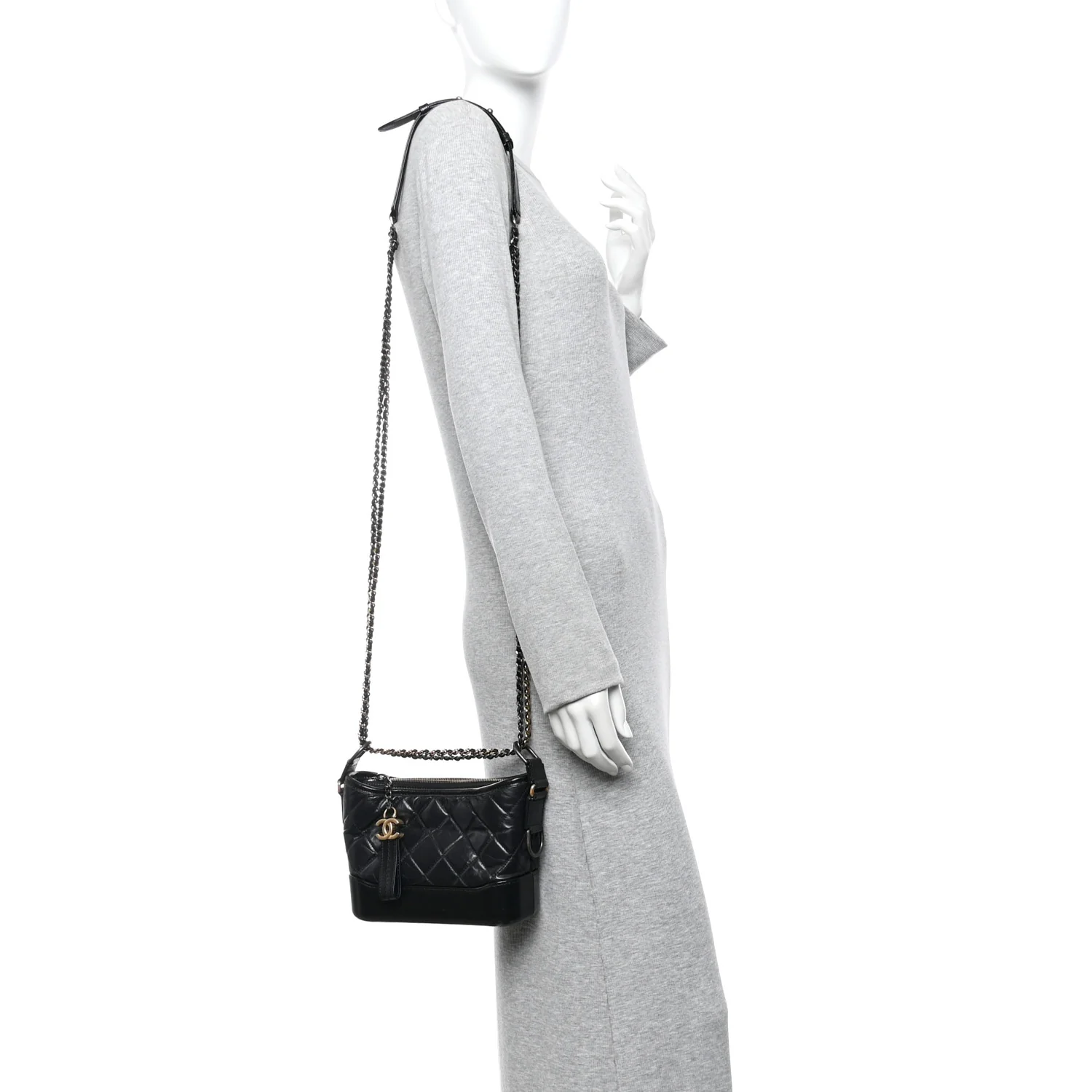 Aged Calfskin Quilted Small Gabrielle Hobo Black - Image 2