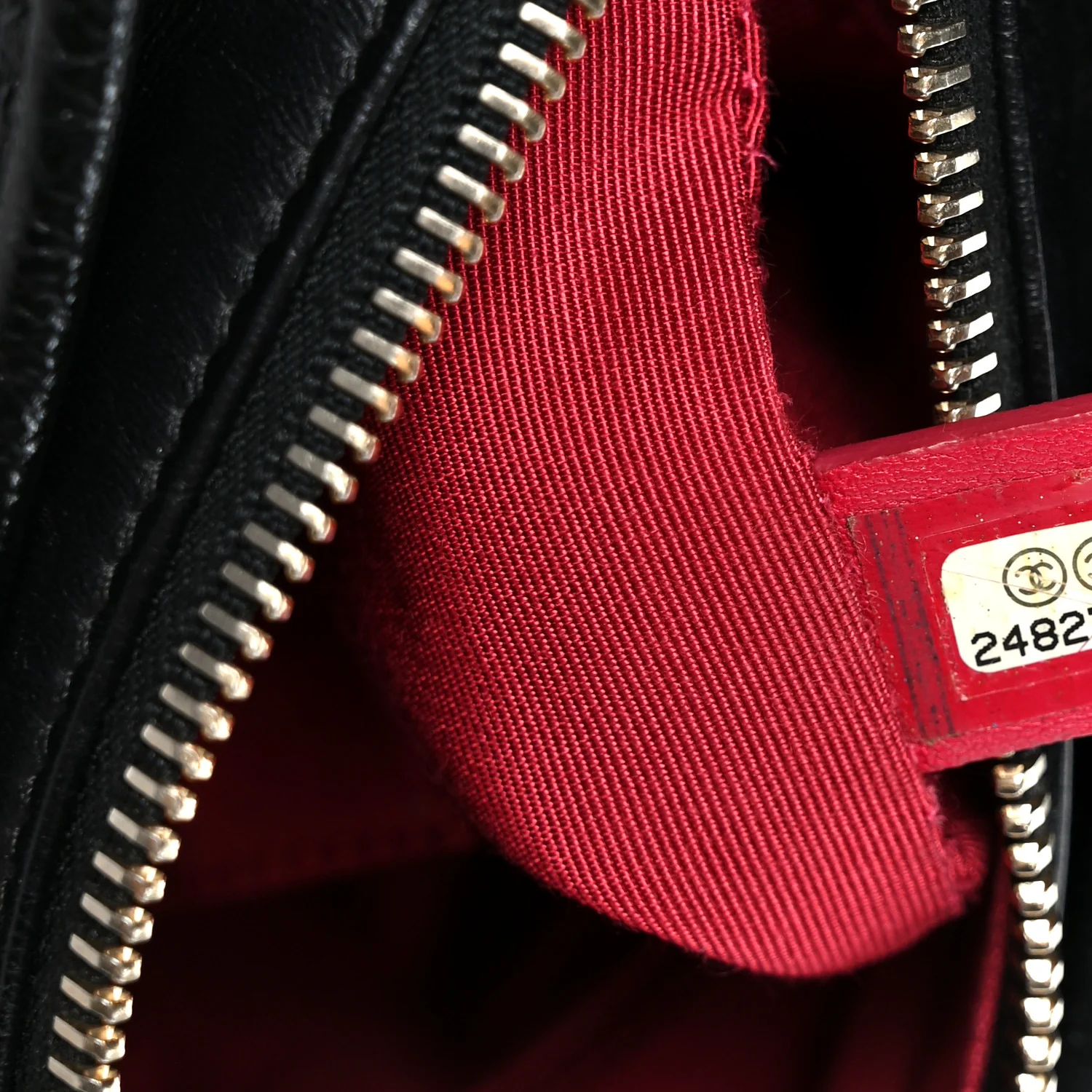 Aged Calfskin Quilted Small Gabrielle Hobo Black - Image 7