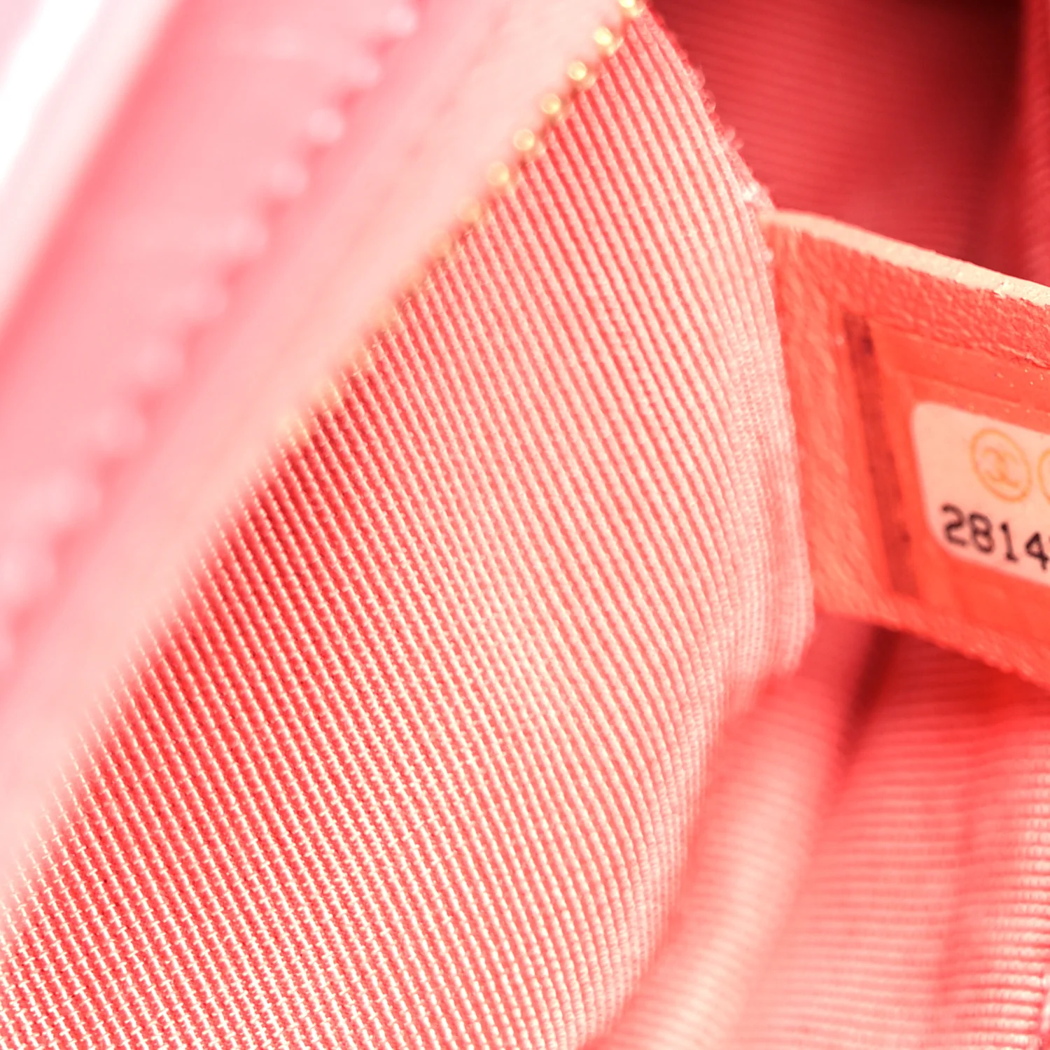 Aged Calfskin Quilted Small Gabrielle Hobo Pink - Image 7