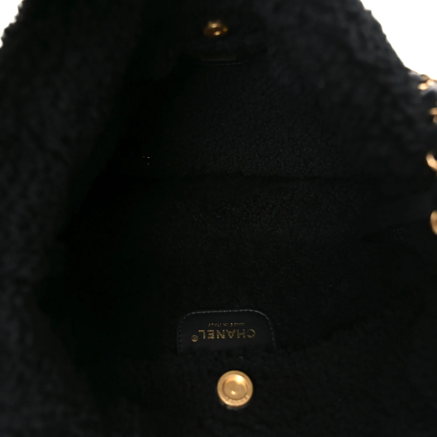 Aged Lambskin Shearling Quilted Small Chanel 22 Black - Image 6
