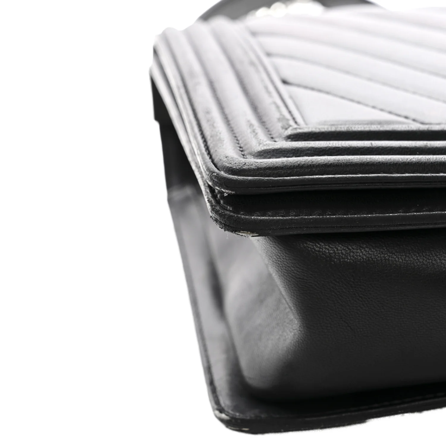 Calfskin Chevron Quilted New Medium Boy Flap Black - Image 4