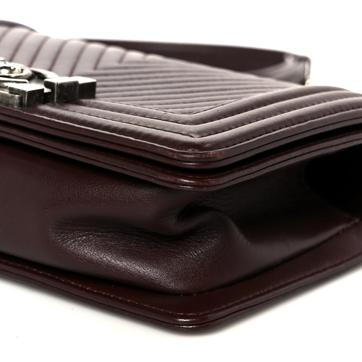 Calfskin Chevron Quilted Small Boy Flap Burgundy - Image 10