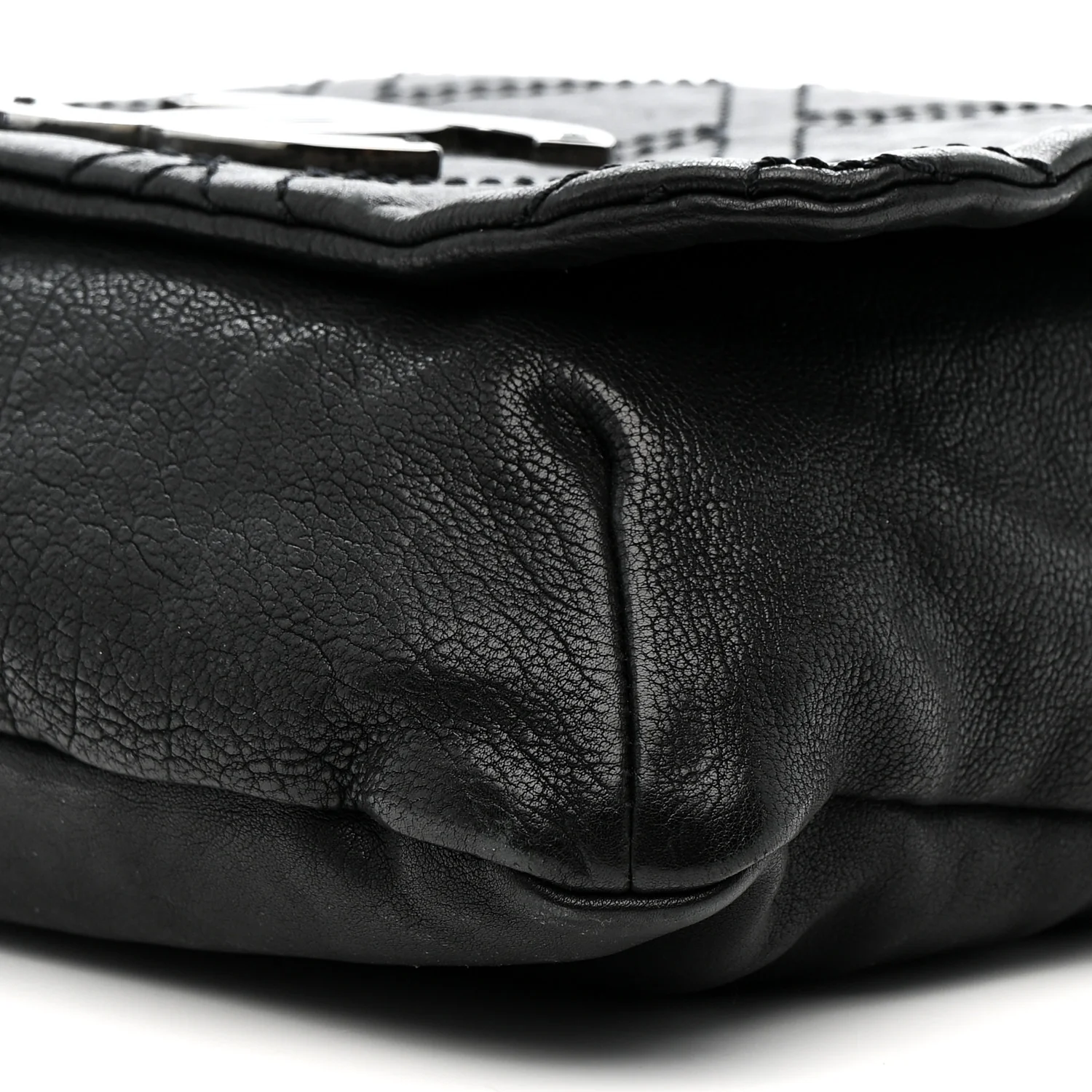 Calfskin Diamond Stitch Large Messenger Black - Image 10