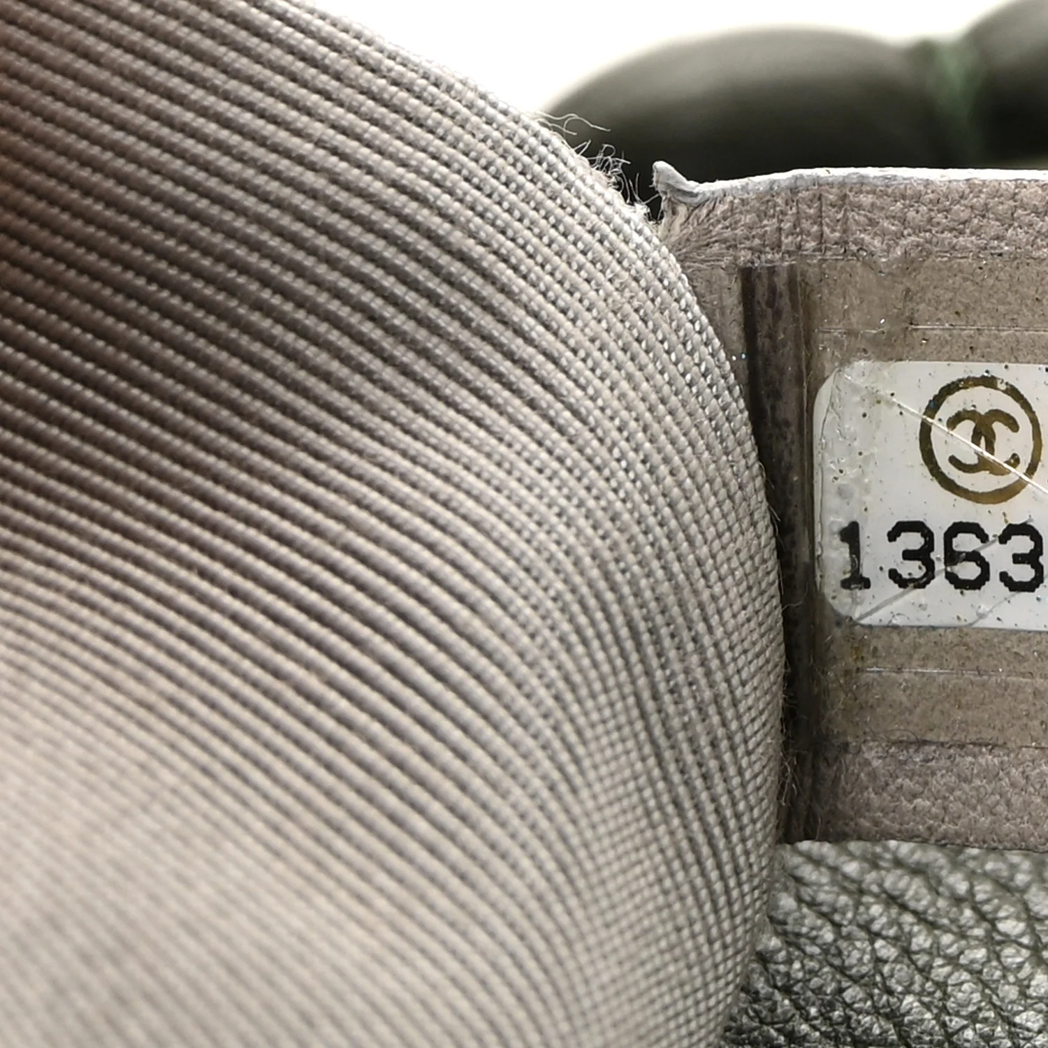 Calfskin Medium On the Bund Flap Dark Khaki - Image 7