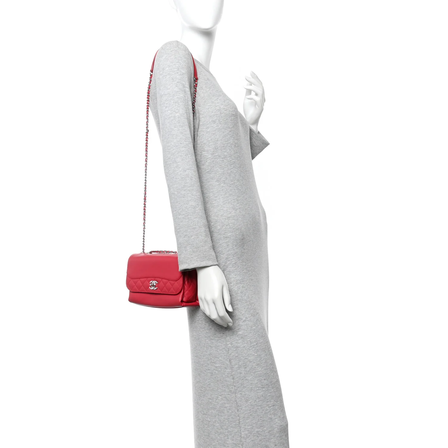 Calfskin Mini Tramezzo Flap Red - Image 2