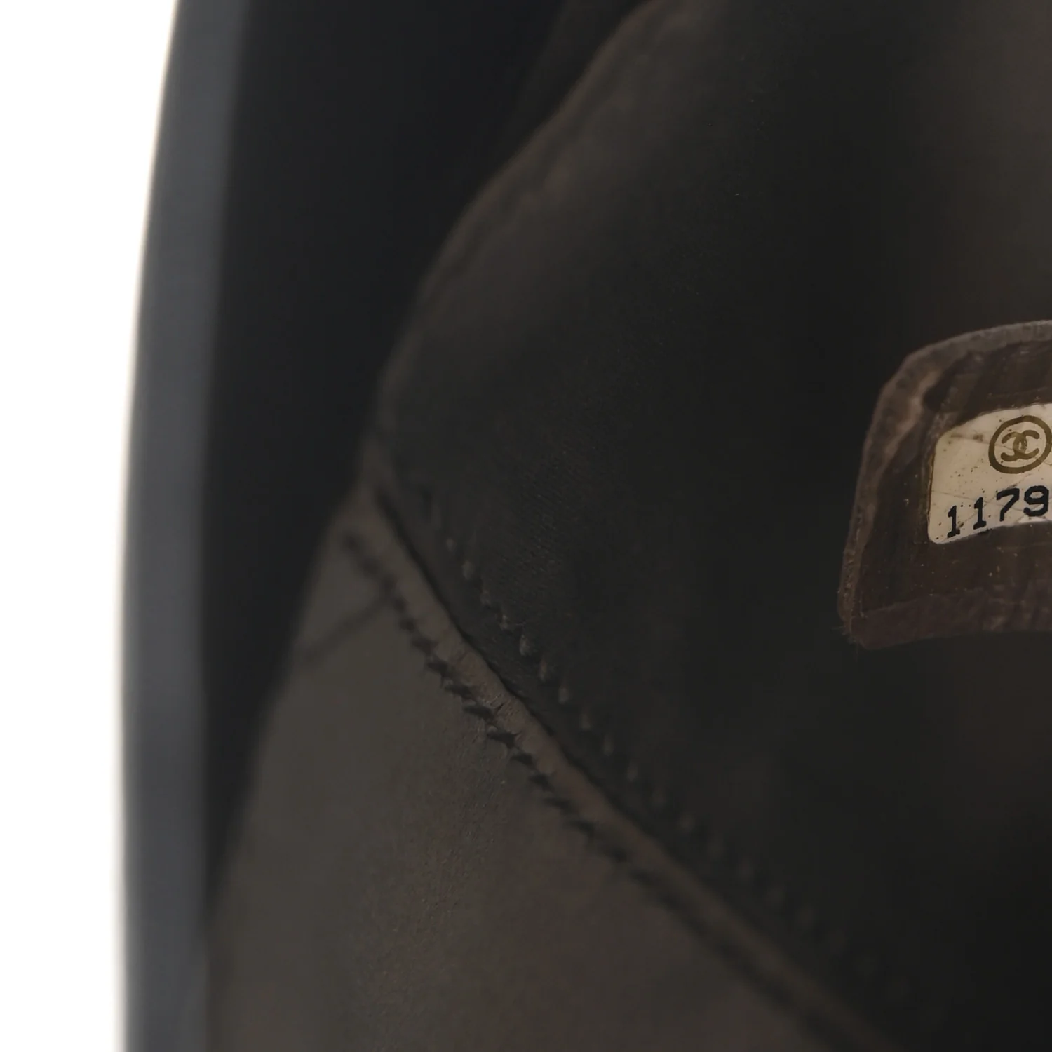 Calfskin Modern Chain Rhodoid Flap Black - Image 7