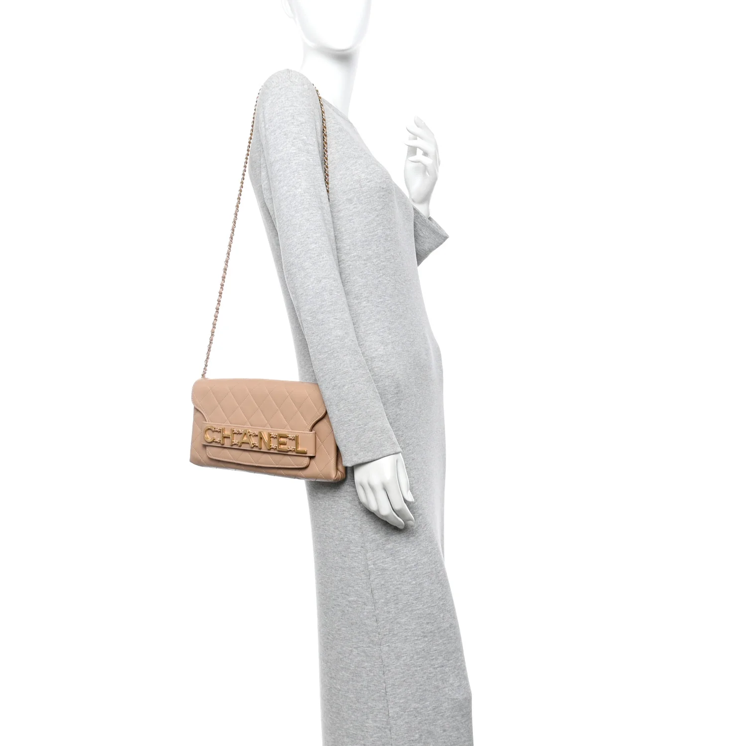 Calfskin Quilted Enchained Clutch Beige - Image 2