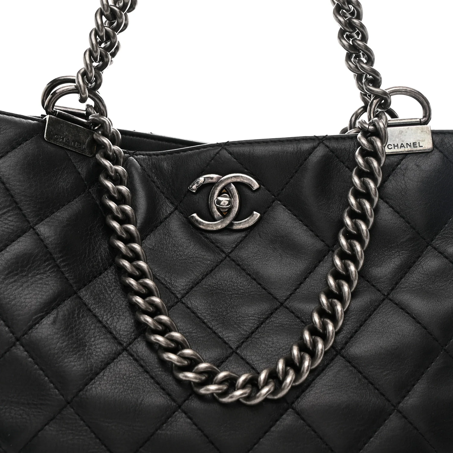 Calfskin Quilted Large Shopping In Chains Tote Black - Image 8
