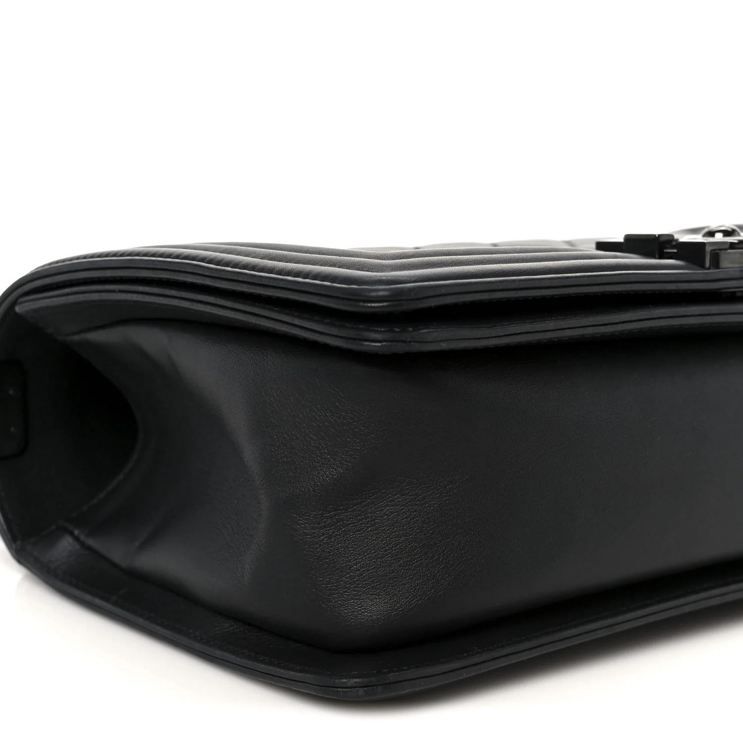 Calfskin Quilted Medium Boy Flap So Black - Image 9