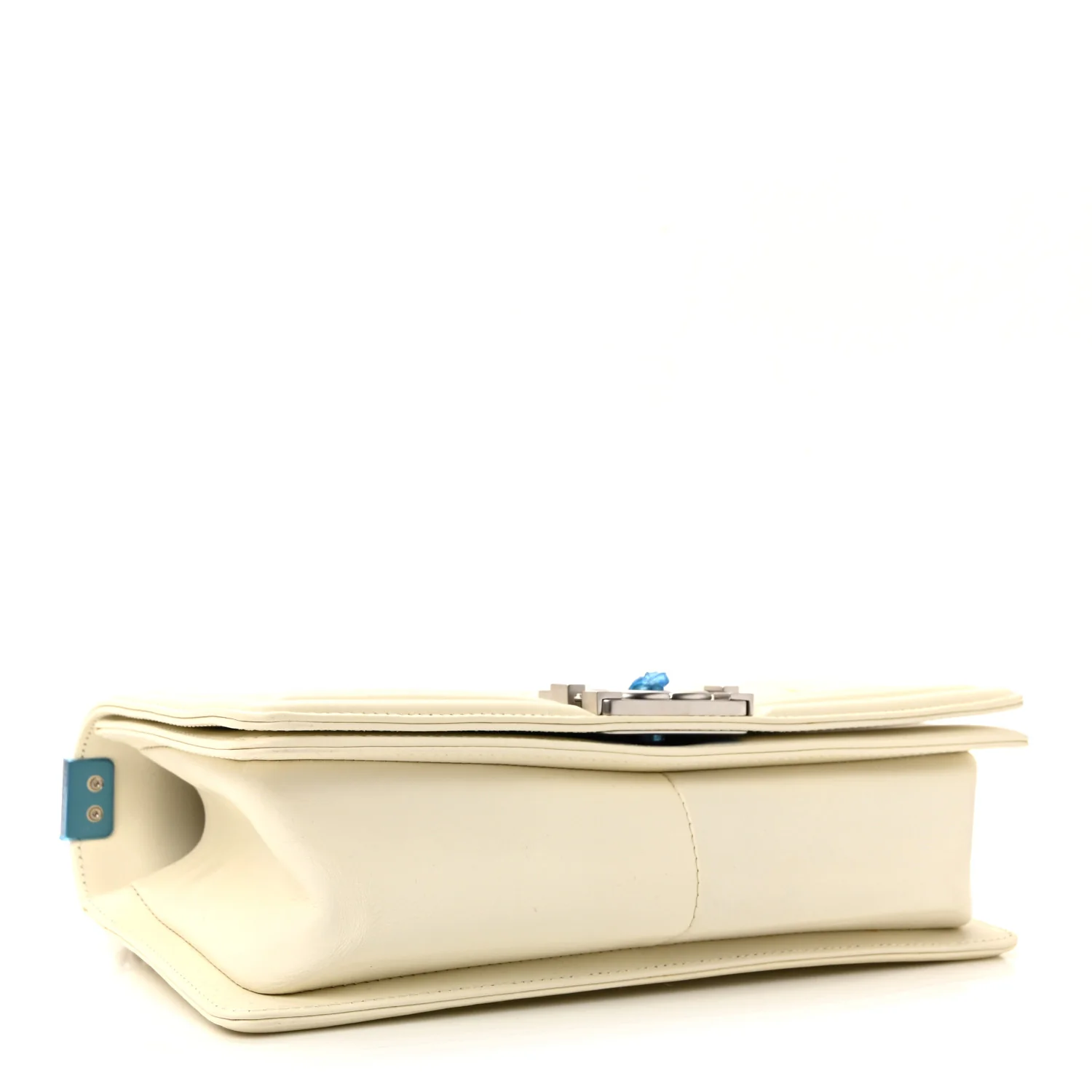 Calfskin Quilted Medium Boy Flap White - Image 4