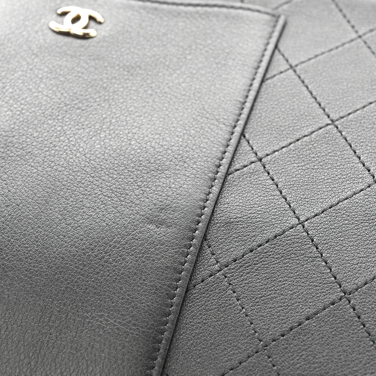 Calfskin Quilted Medium CC Pocket Cosmetic Case Black - Image 9