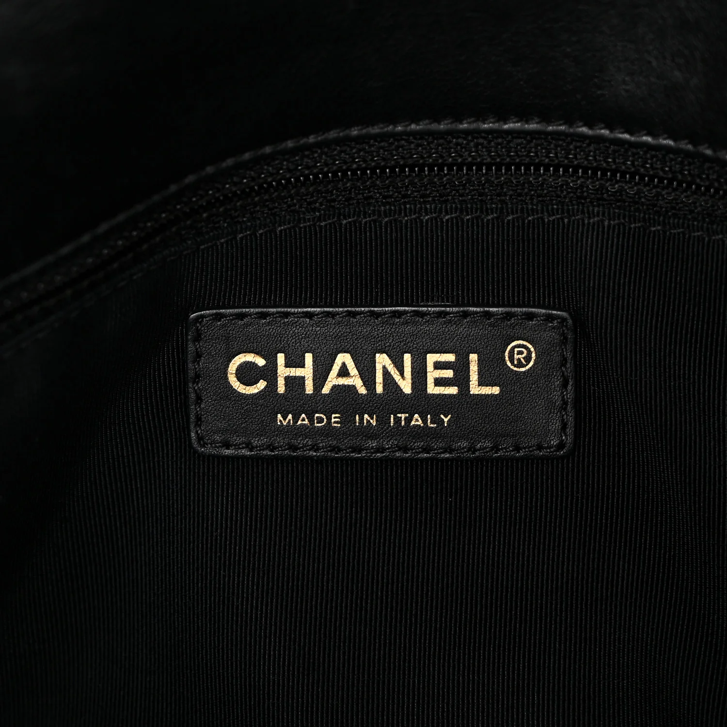 Calfskin Quilted Medium Chain Me Flap Black - Image 6