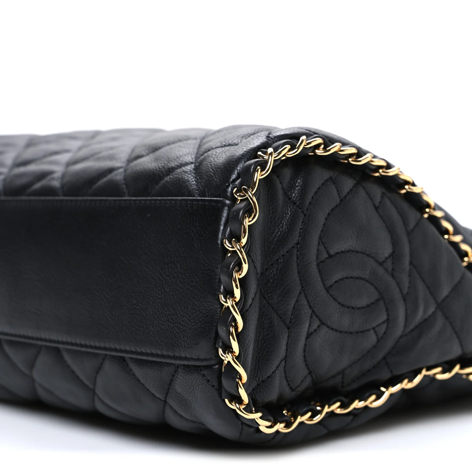 Calfskin Quilted Medium Chain Me Hobo Black - Image 10