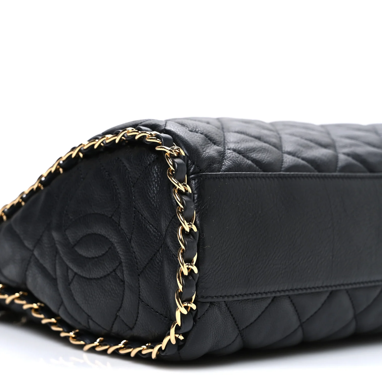 Calfskin Quilted Medium Chain Me Hobo Black - Image 9