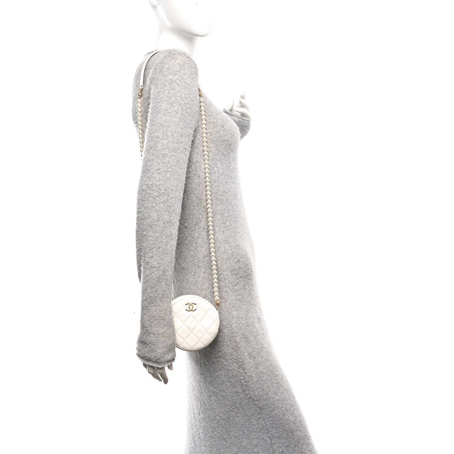 Calfskin Quilted Pearl Round Clutch With Chain White - Image 2